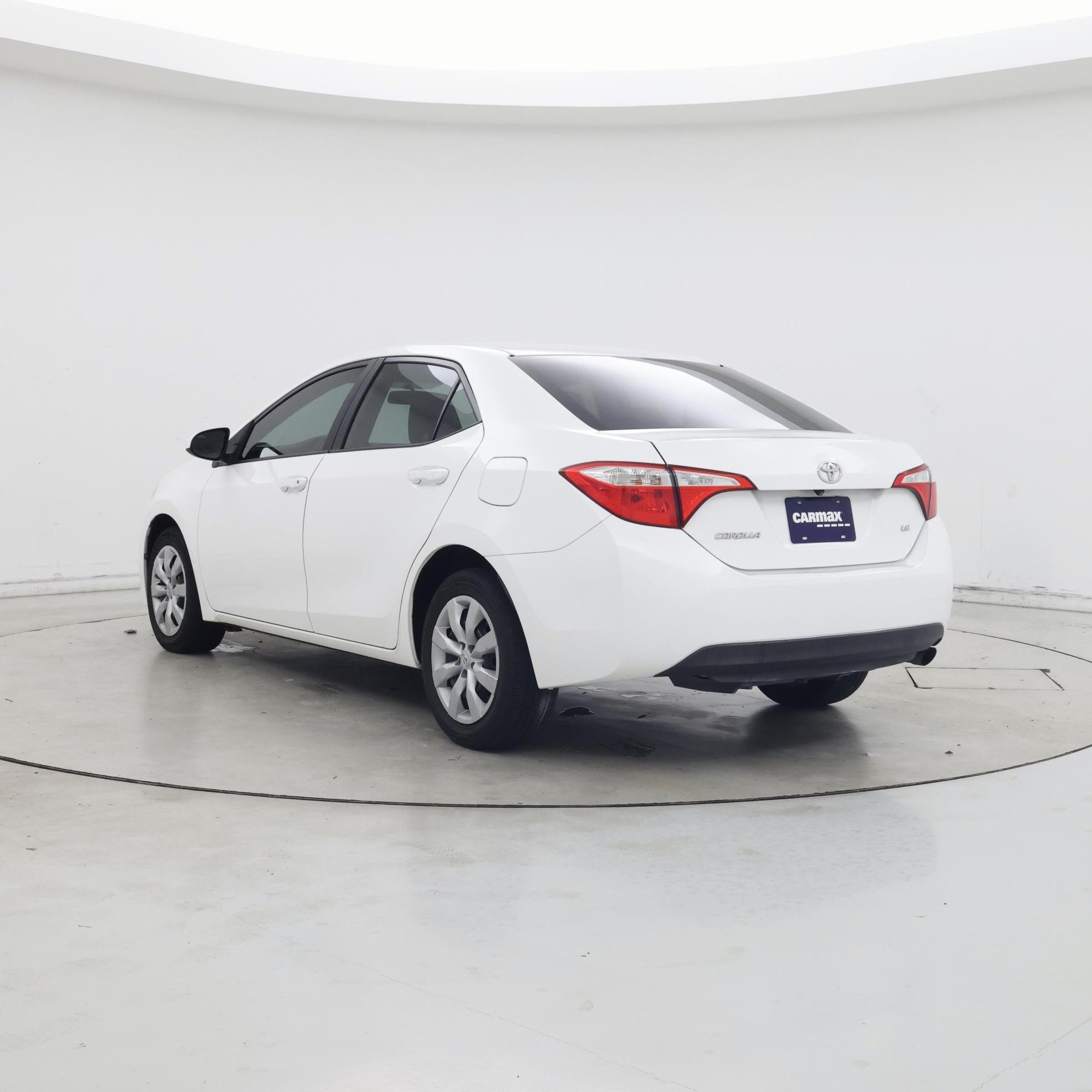 Thumbnail: 2015 Toyota Corolla - 2