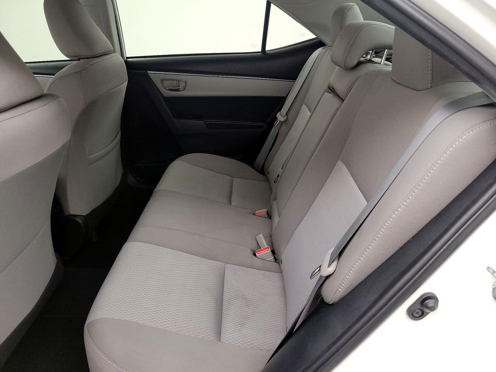 Thumbnail: 2015 Toyota Corolla - 19