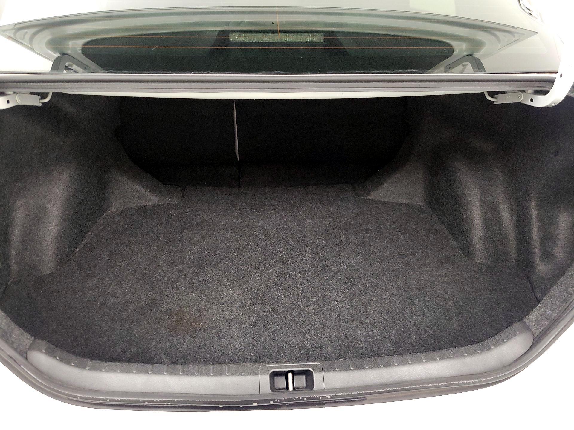 Thumbnail: 2015 Toyota Corolla - 20