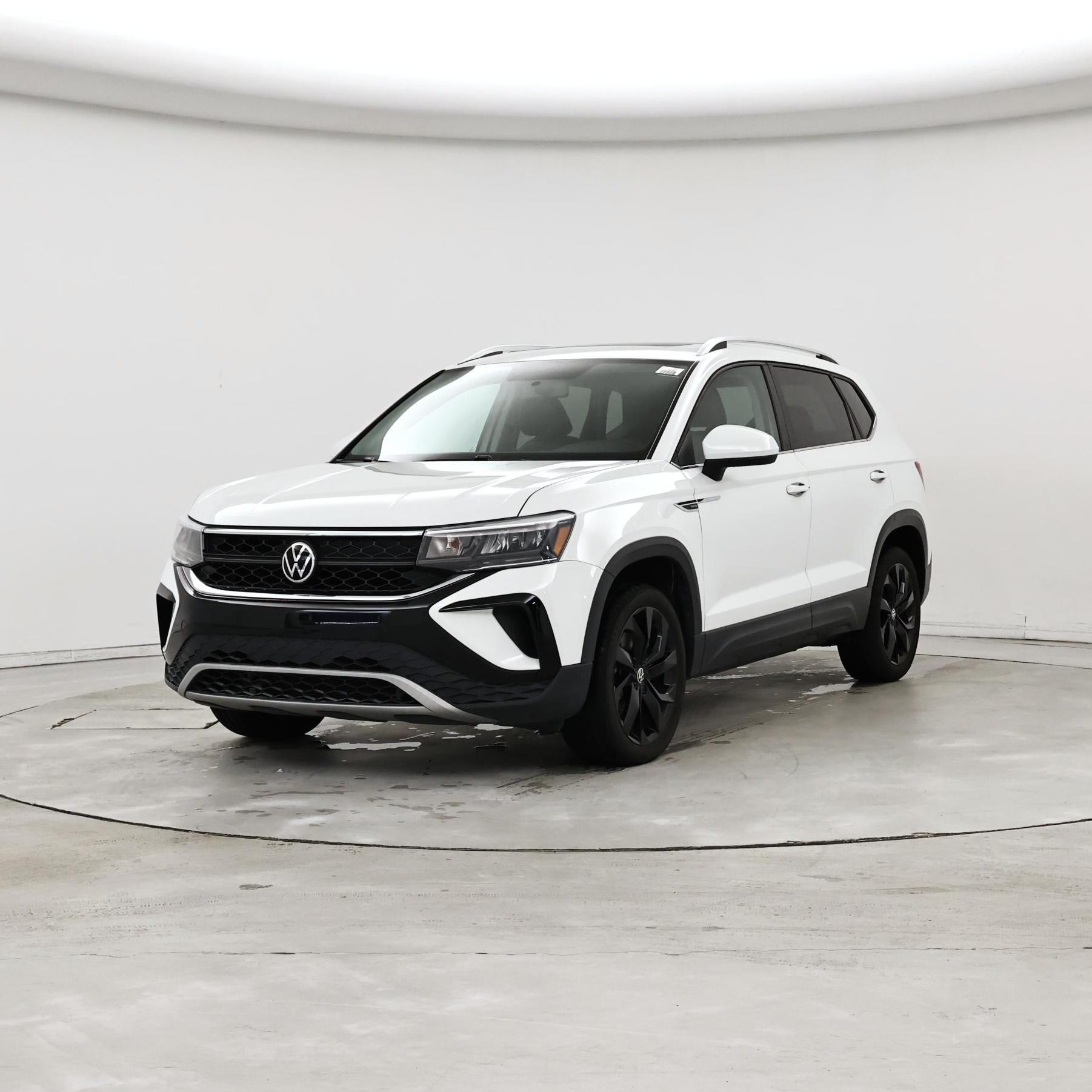 Thumbnail: 2022 Volkswagen Taos - 4