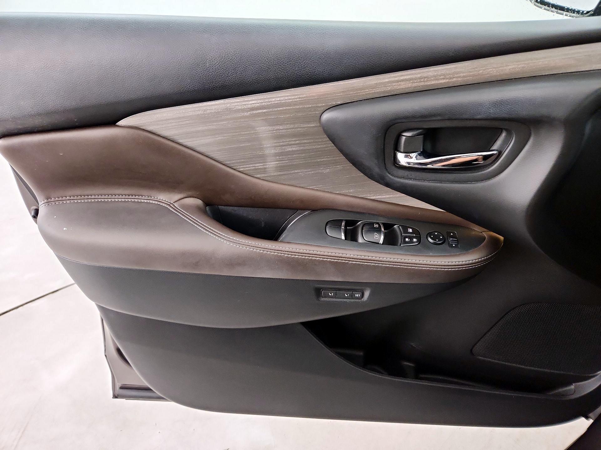 Thumbnail: 2017 Nissan Murano - 12