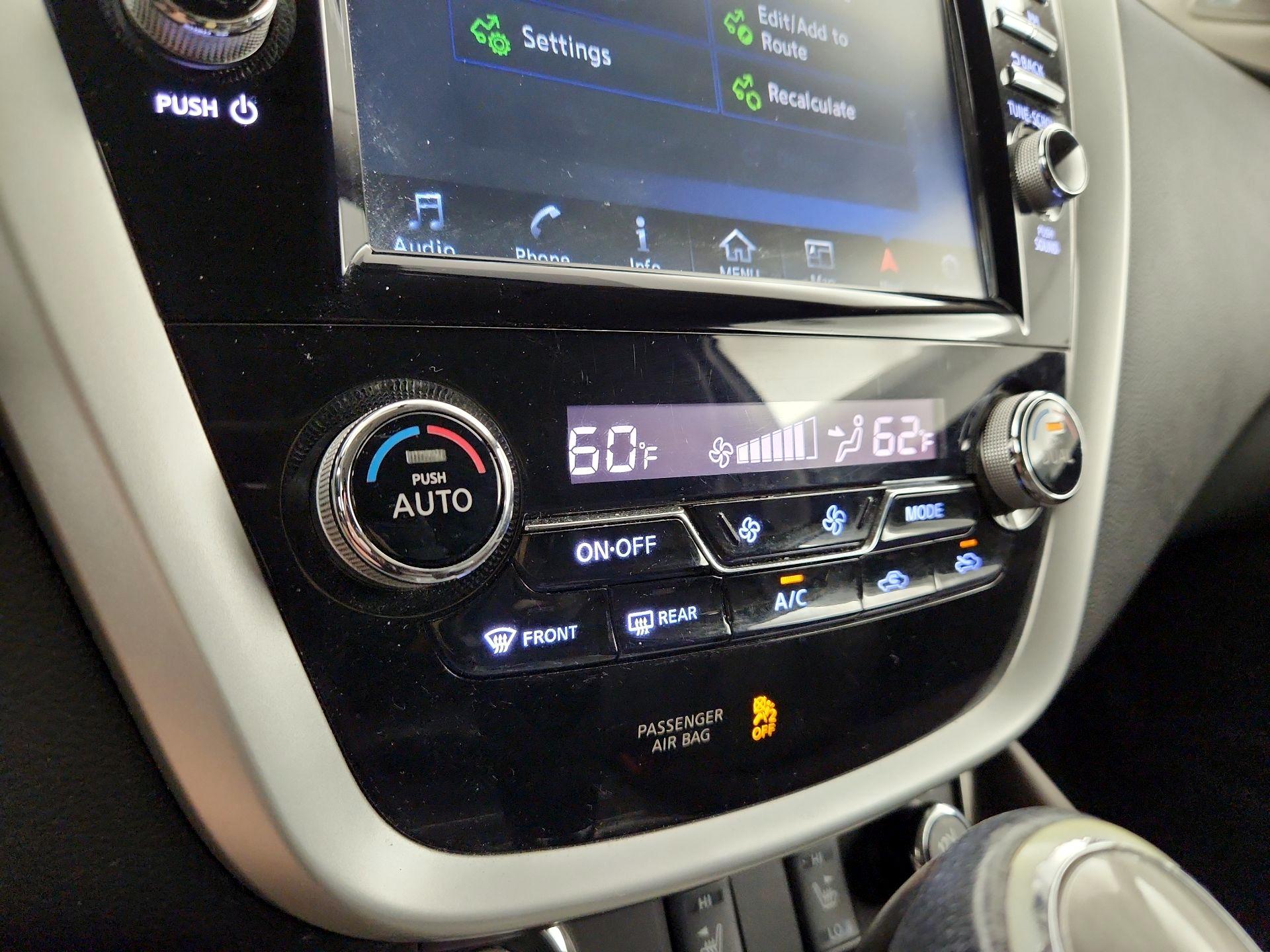 Thumbnail: 2017 Nissan Murano - 17