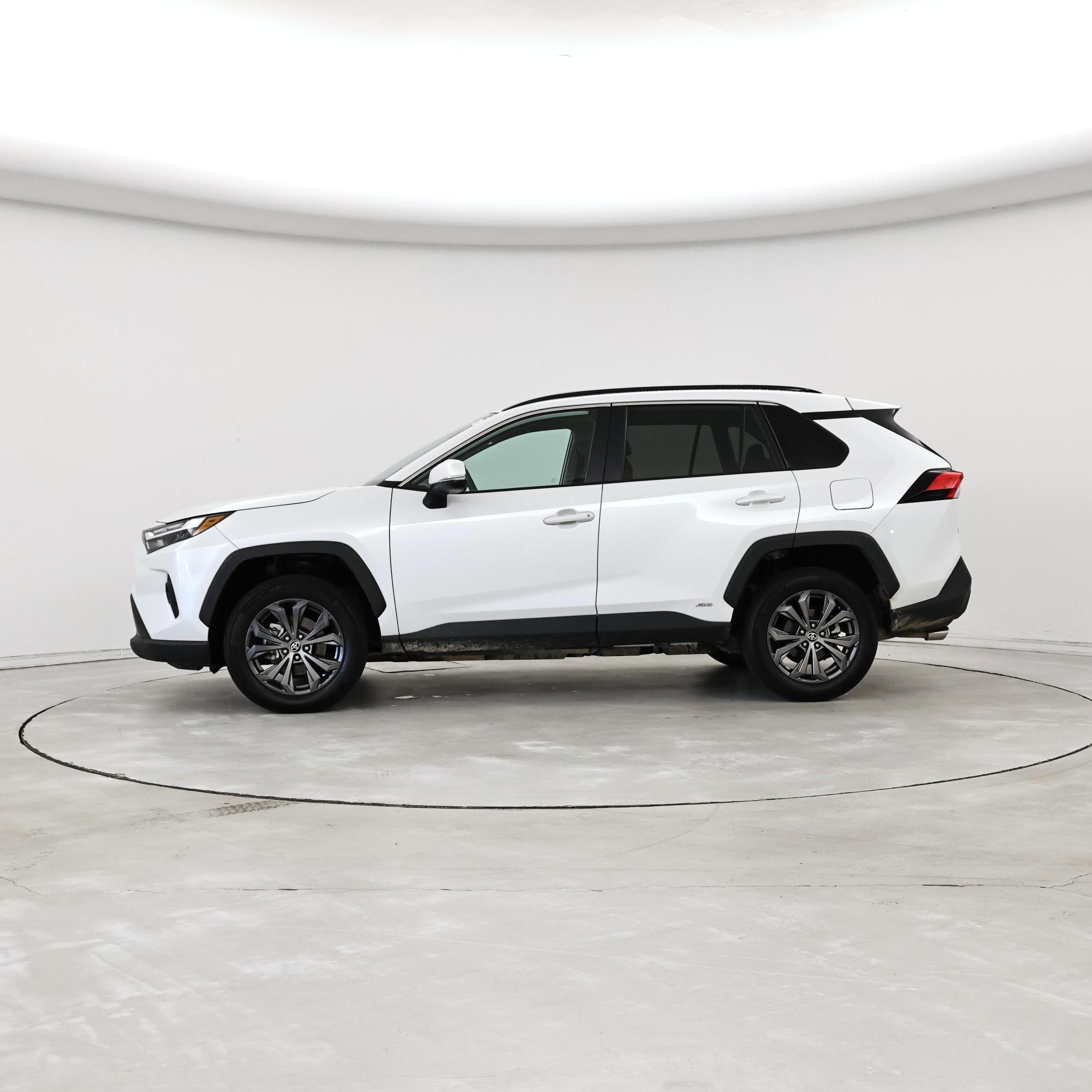 Thumbnail: 2023 Toyota RAV4 - 3