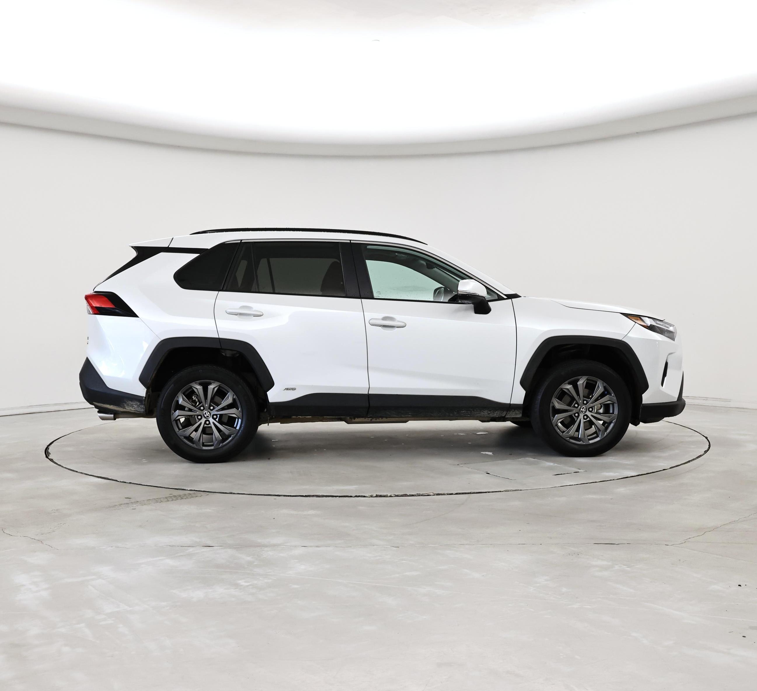 Thumbnail: 2023 Toyota RAV4 - 7
