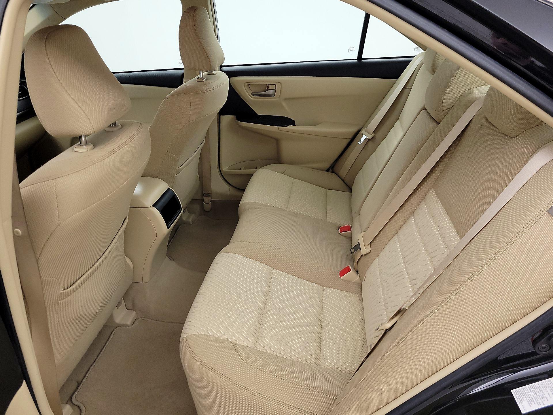 Thumbnail: 2016 Toyota Camry - 19