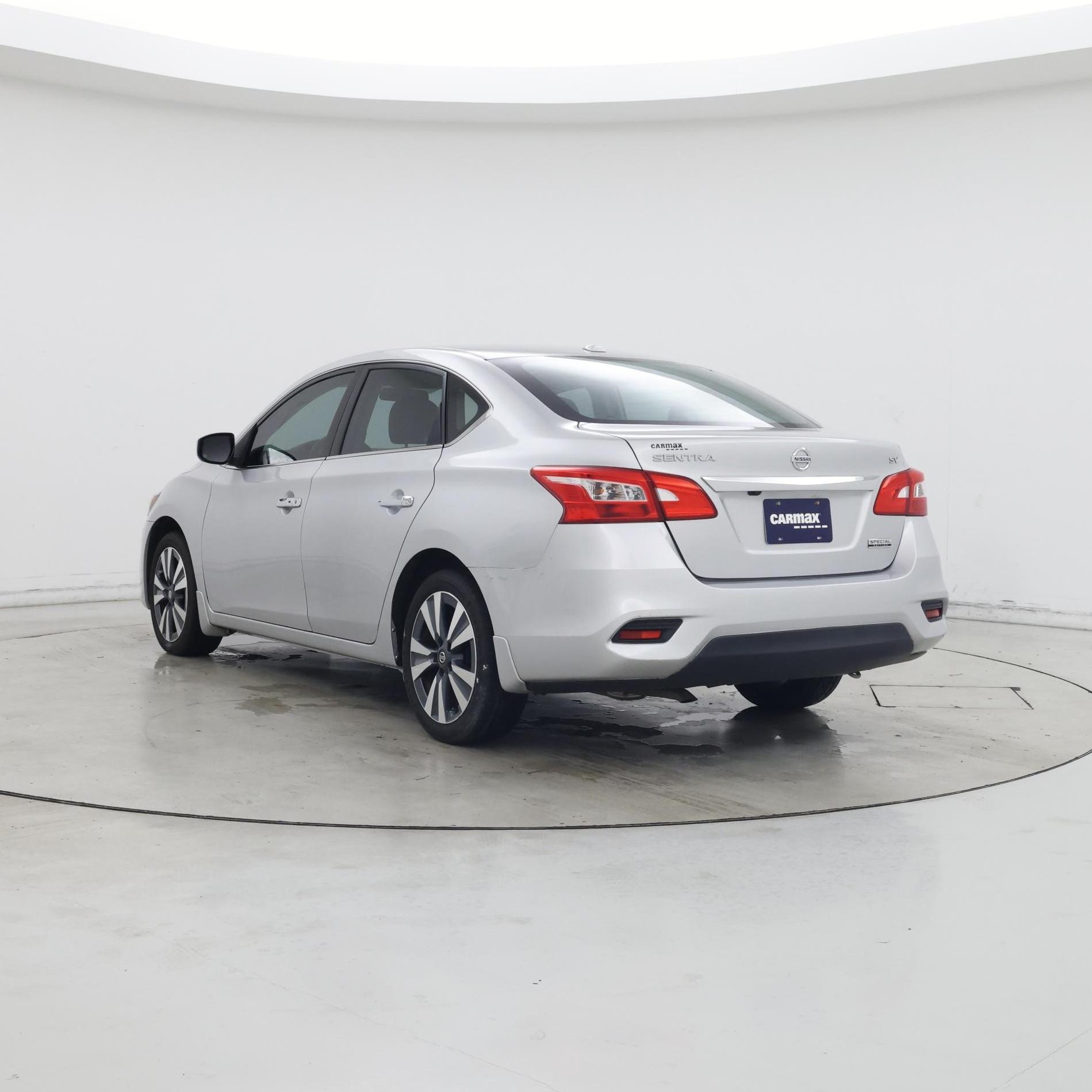 Thumbnail: 2019 Nissan Sentra - 2
