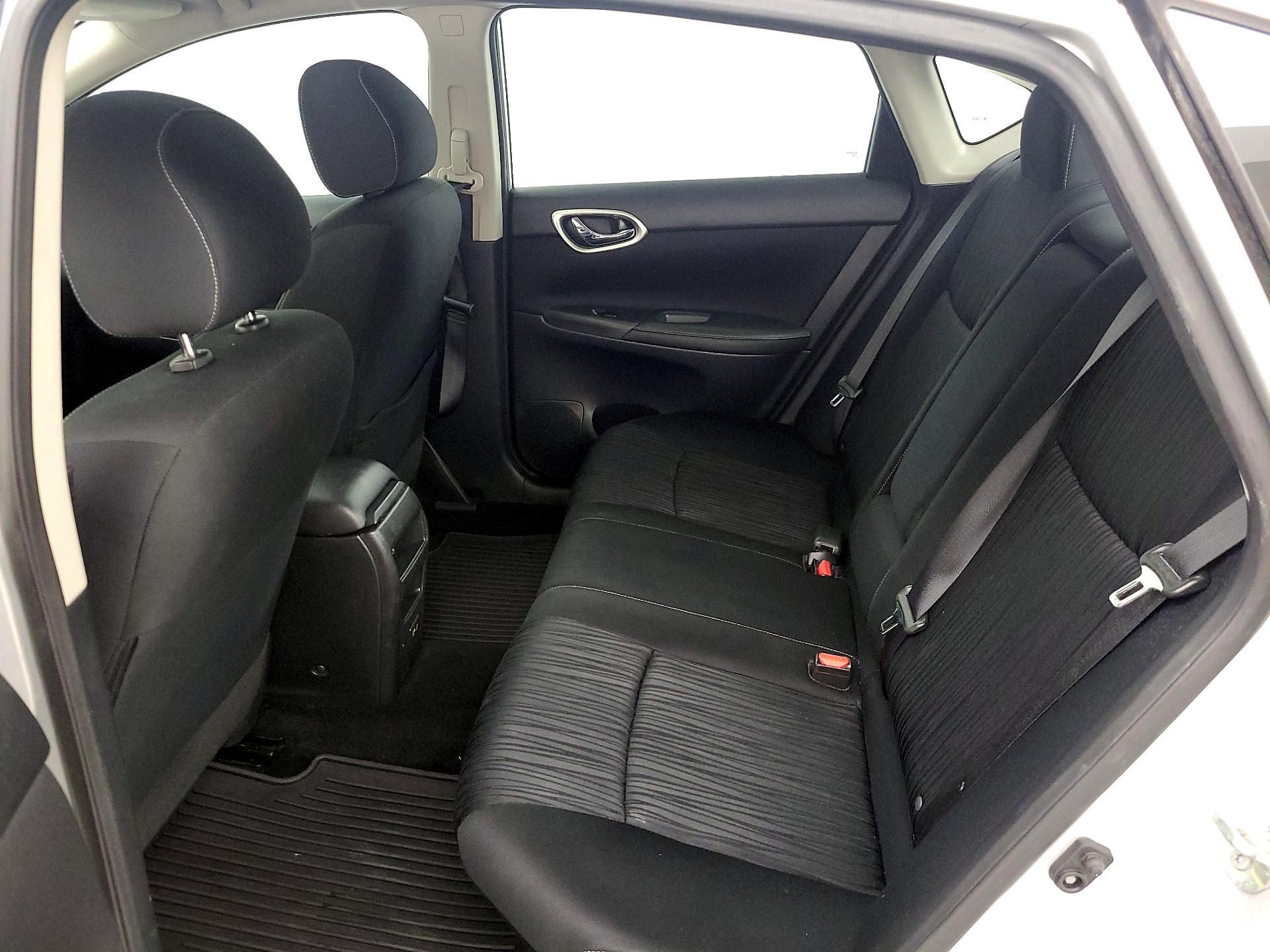 Thumbnail: 2019 Nissan Sentra - 20