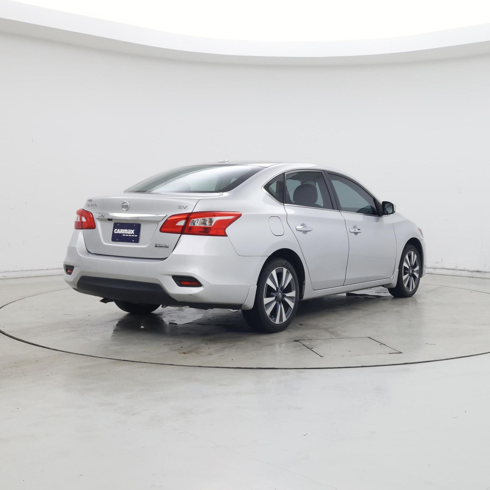 Thumbnail: 2019 Nissan Sentra - 8