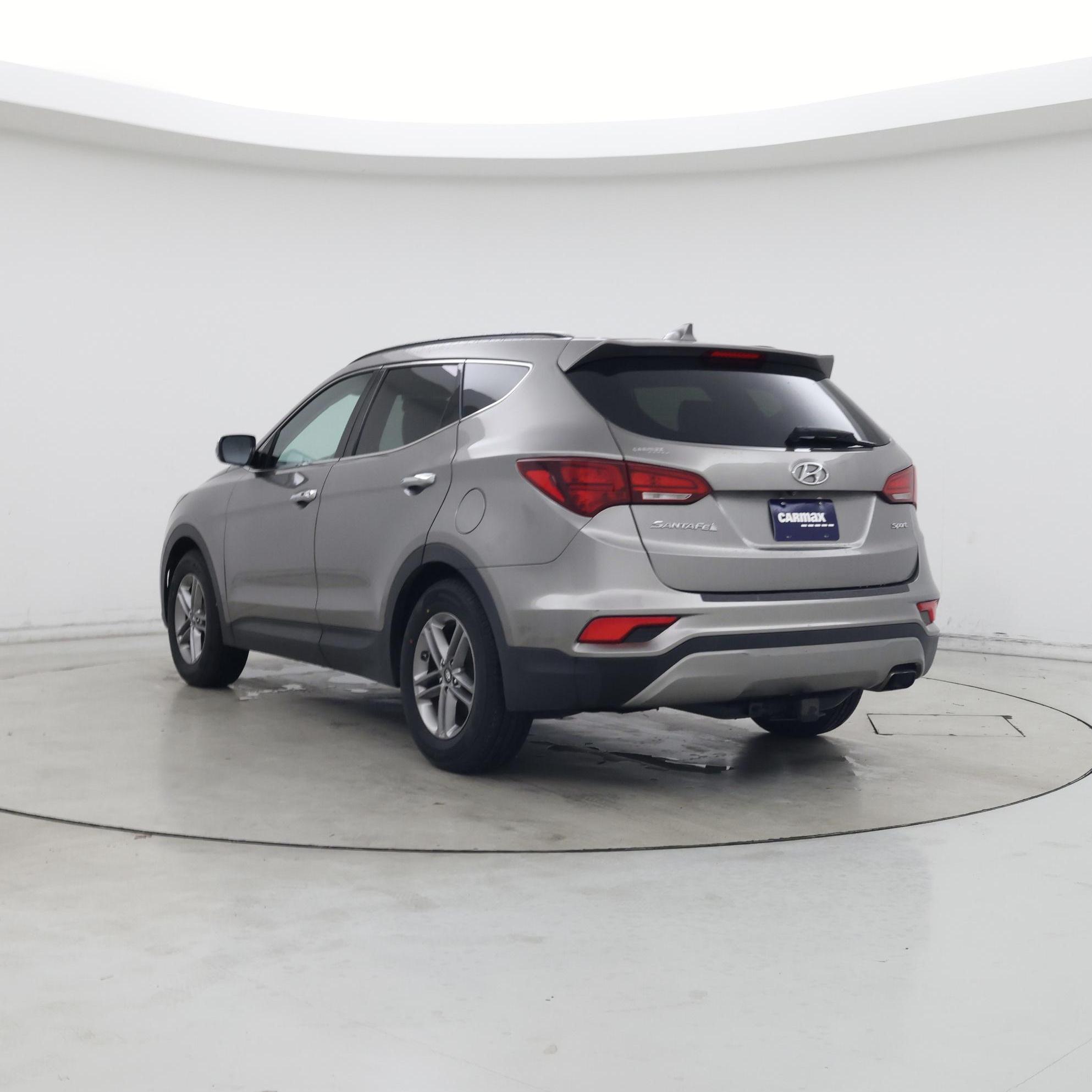 Thumbnail: 2017 Hyundai Santa Fe - 2