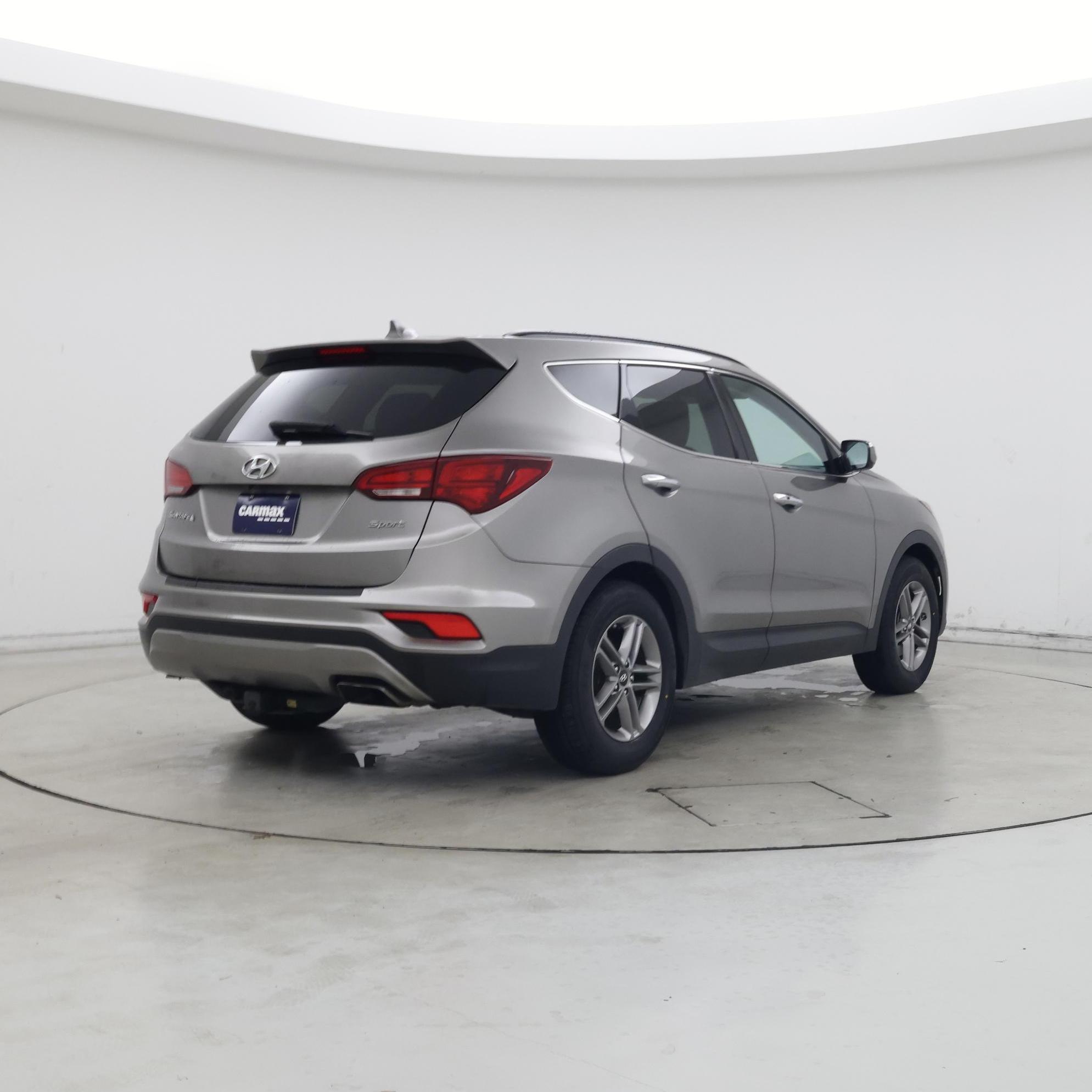 Thumbnail: 2017 Hyundai Santa Fe - 8