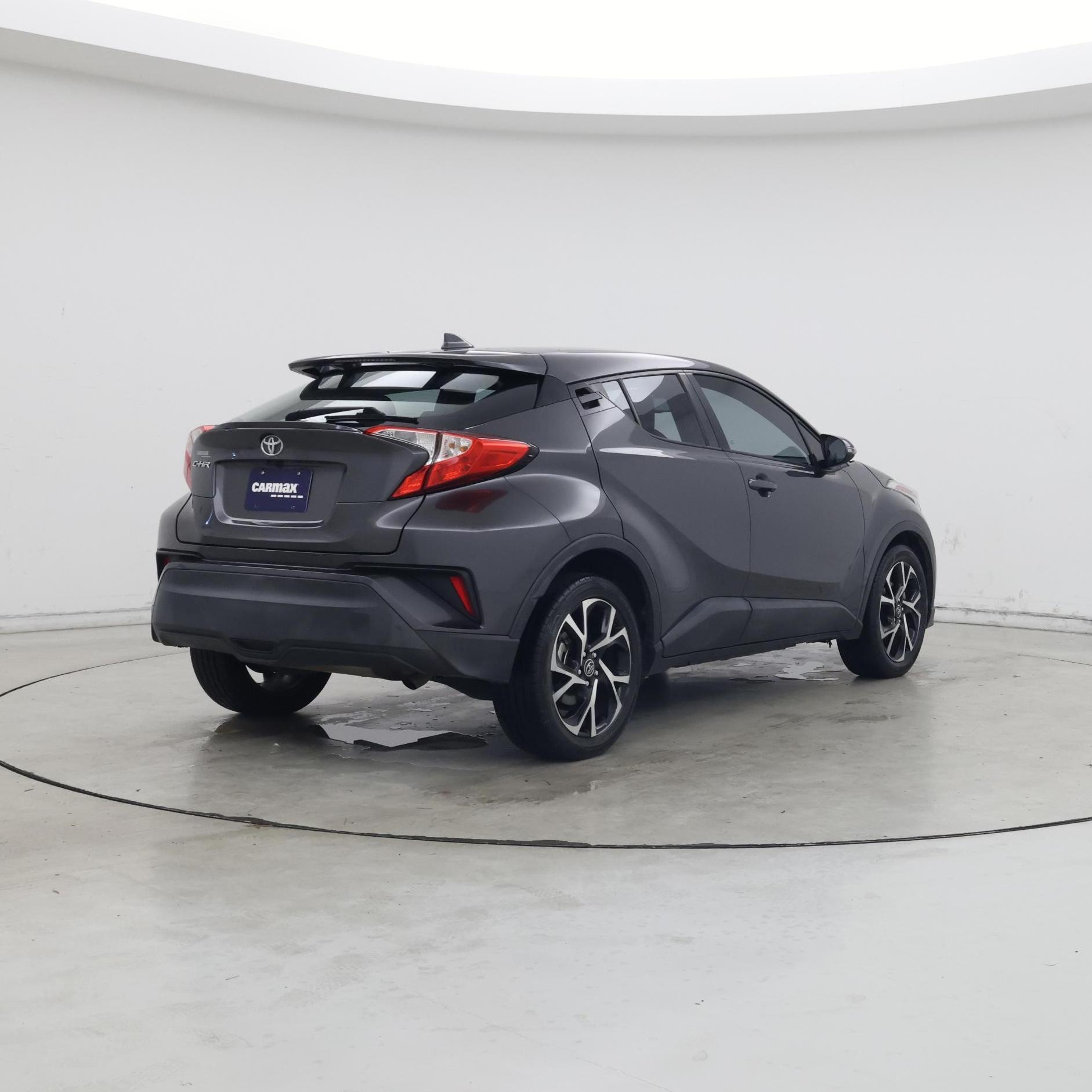 Thumbnail: 2018 Toyota C-HR - 8