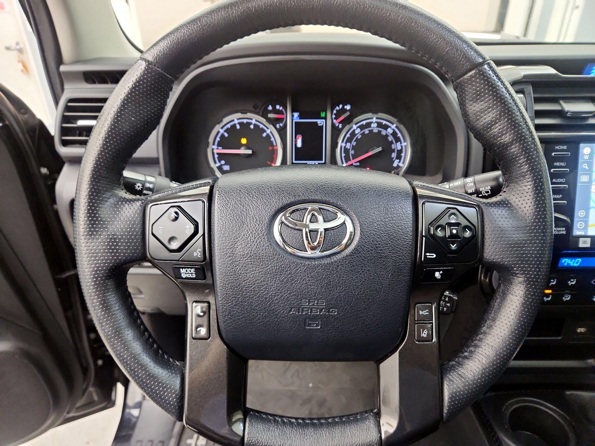 Thumbnail: 2023 Toyota 4Runner - 10