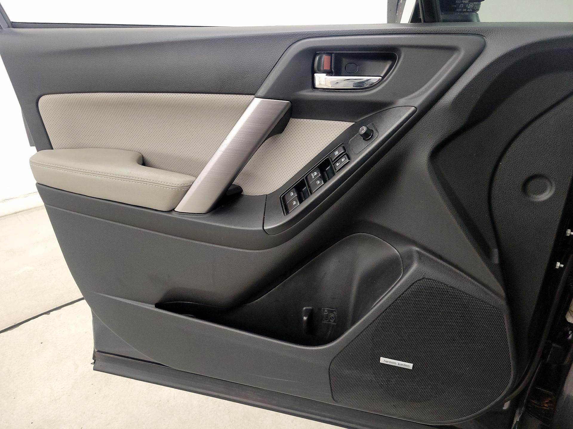 Thumbnail: 2016 Subaru Forester - 12