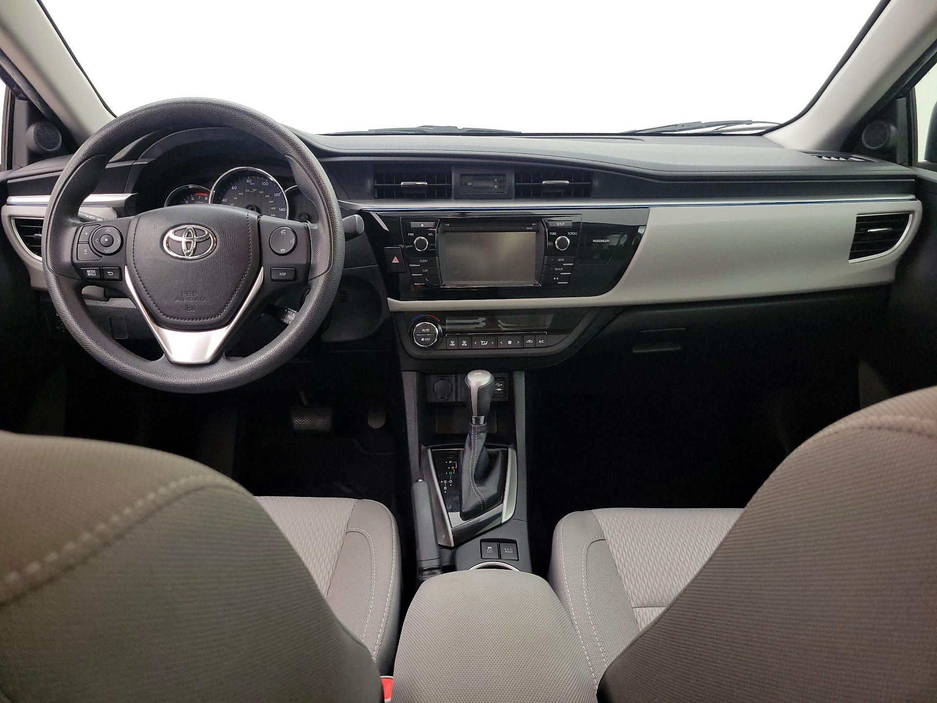 Thumbnail: 2015 Toyota Corolla - 9