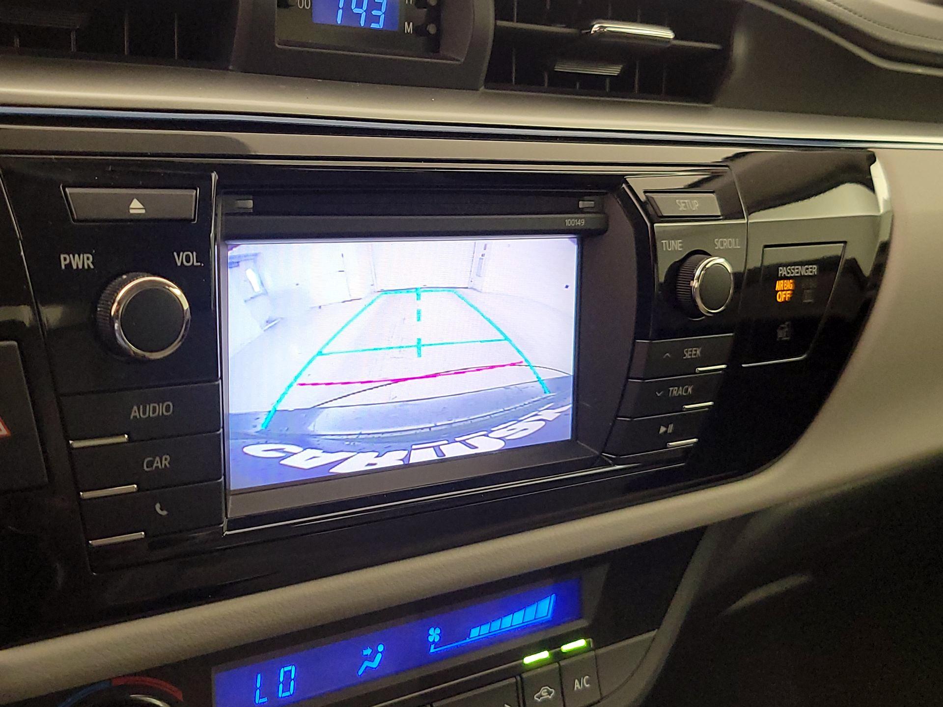Thumbnail: 2015 Toyota Corolla - 14
