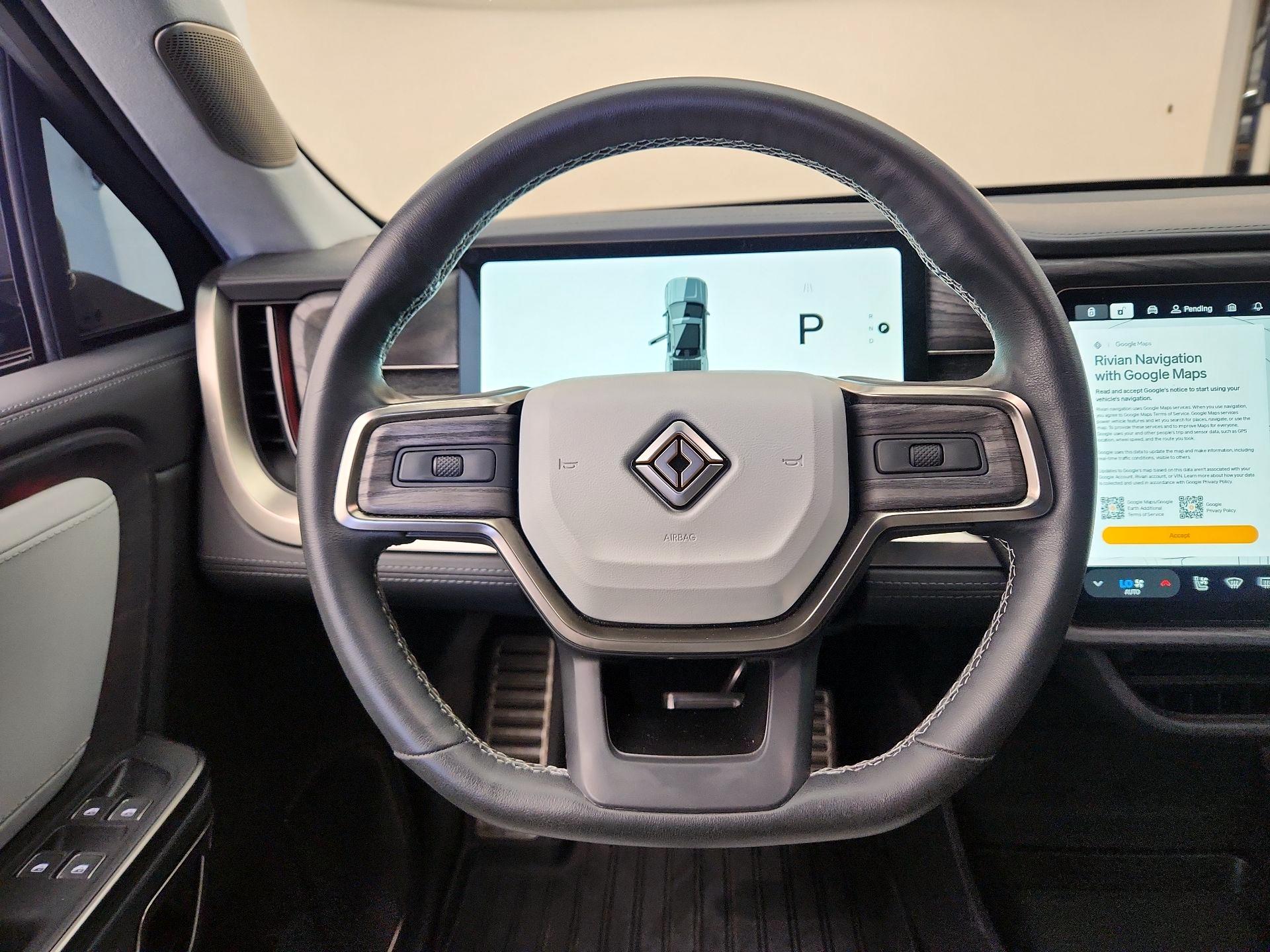 Thumbnail: 2023 Rivian R1T - 10