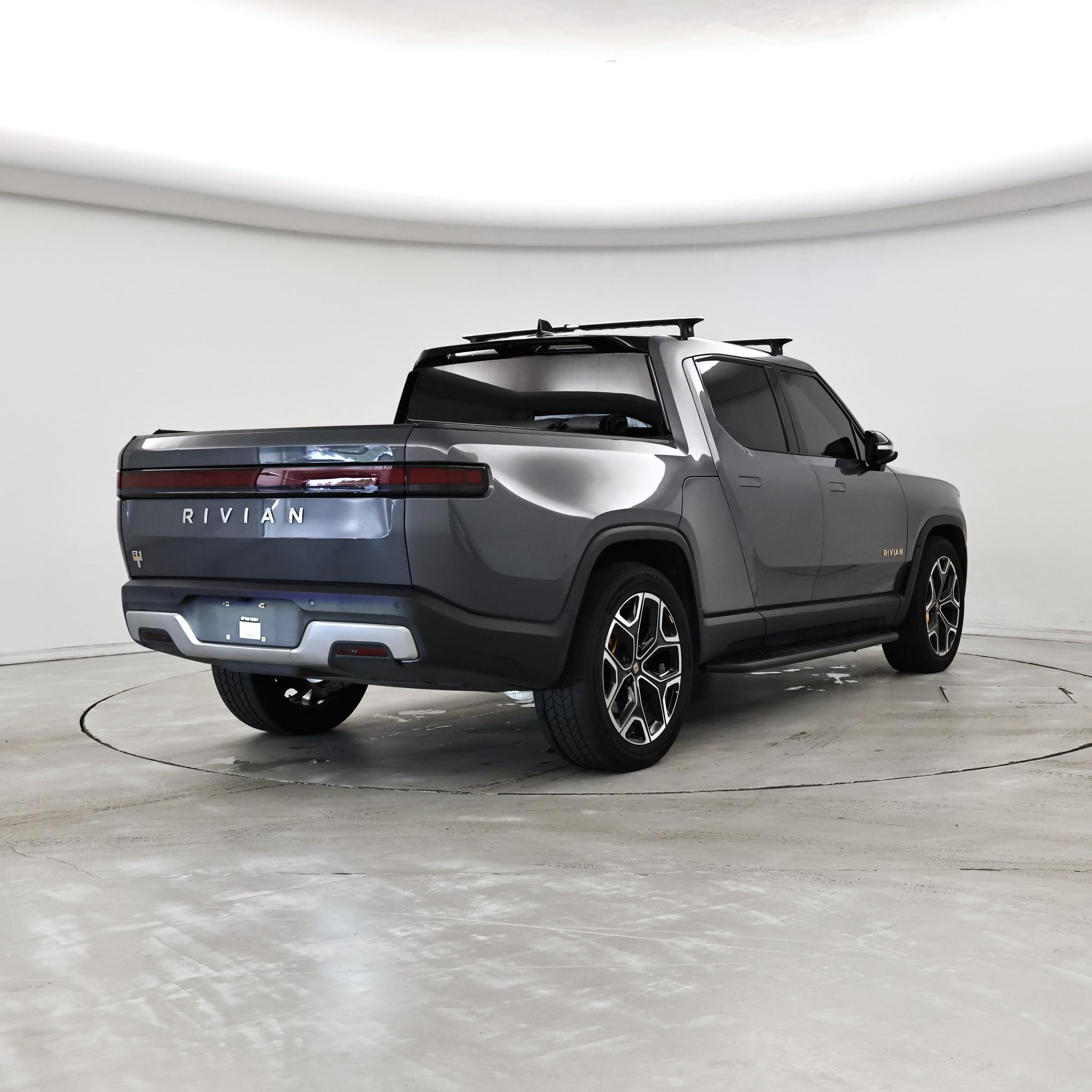 Thumbnail: 2023 Rivian R1T - 8