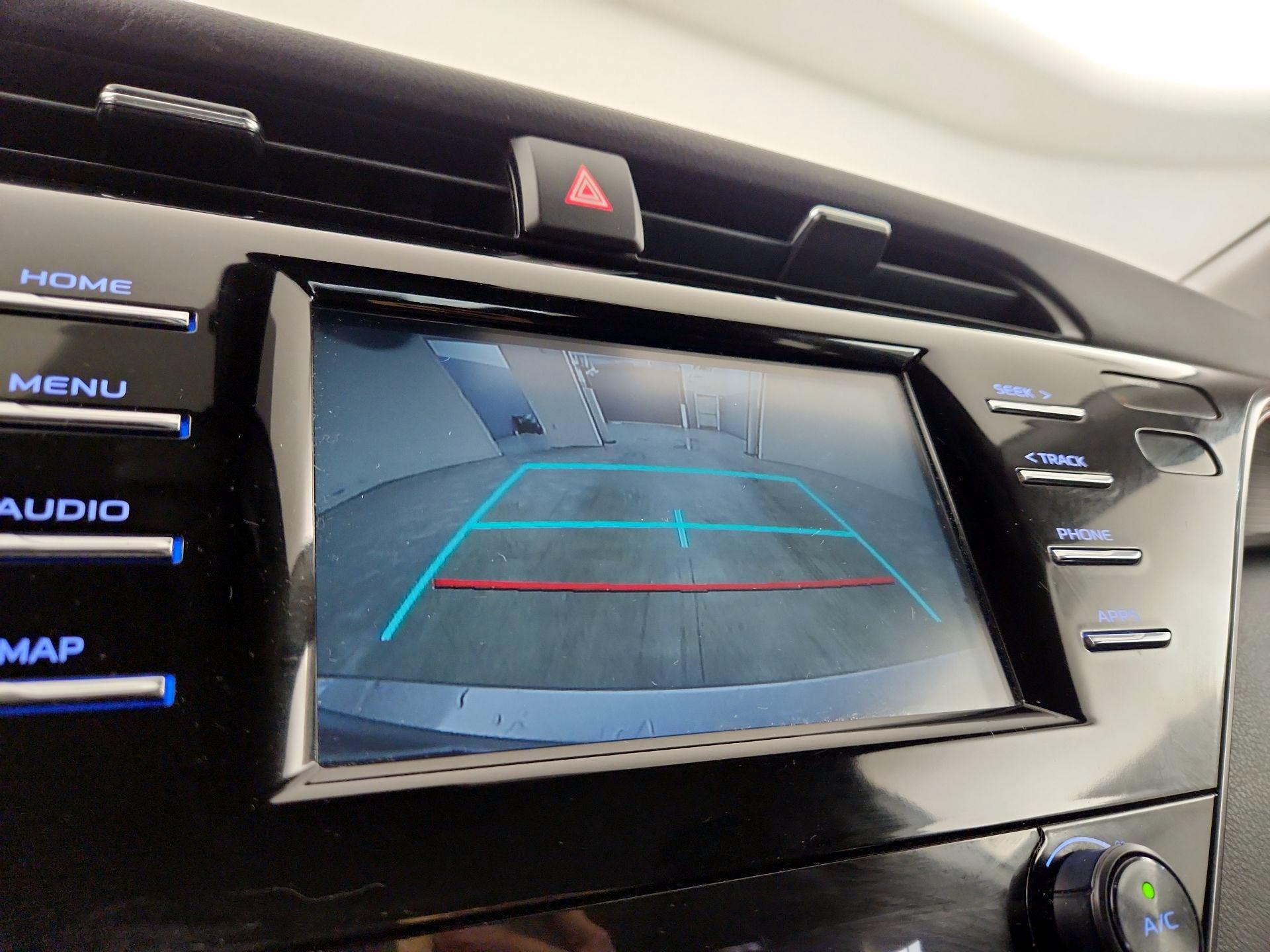 Thumbnail: 2019 Toyota Camry - 14