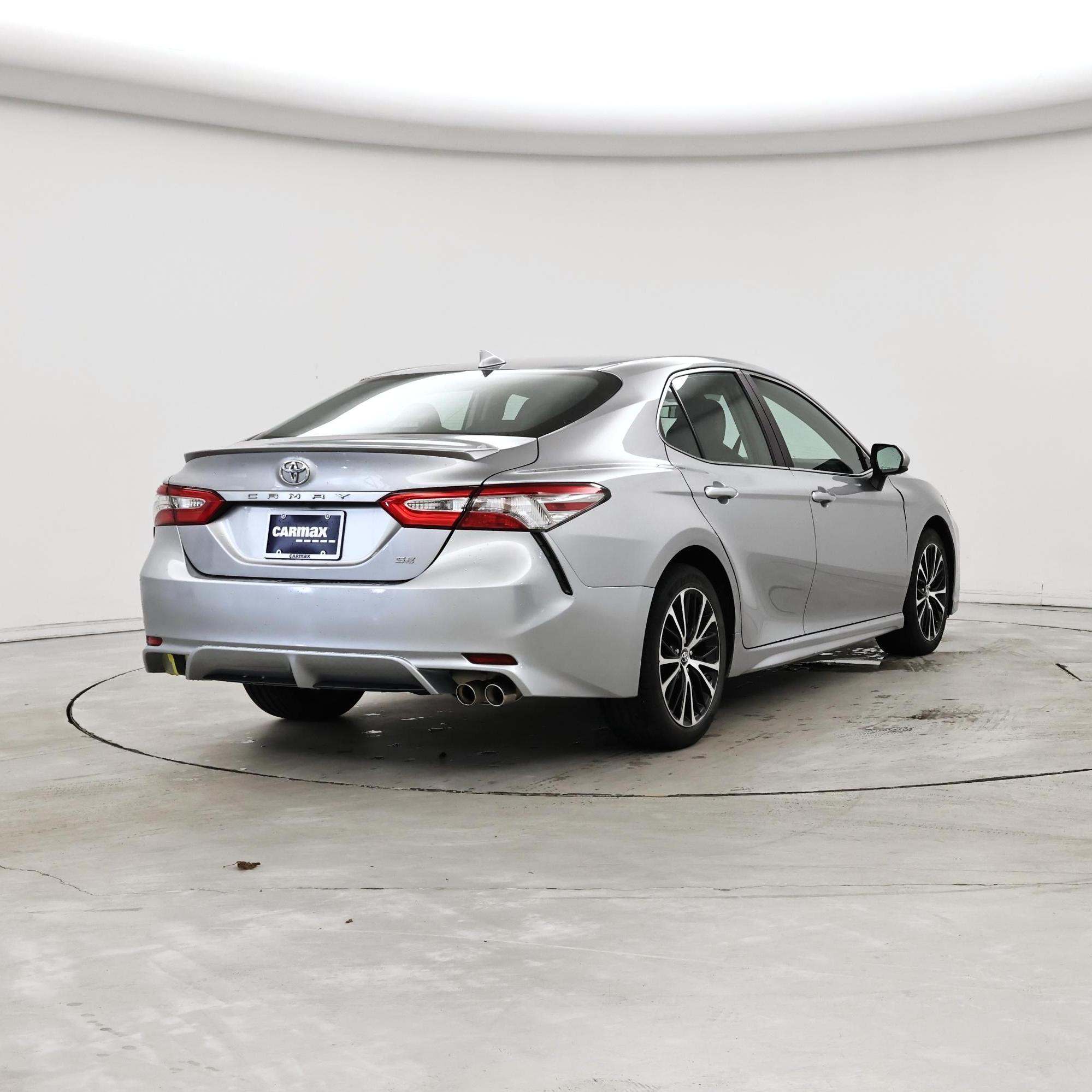 Thumbnail: 2019 Toyota Camry - 8