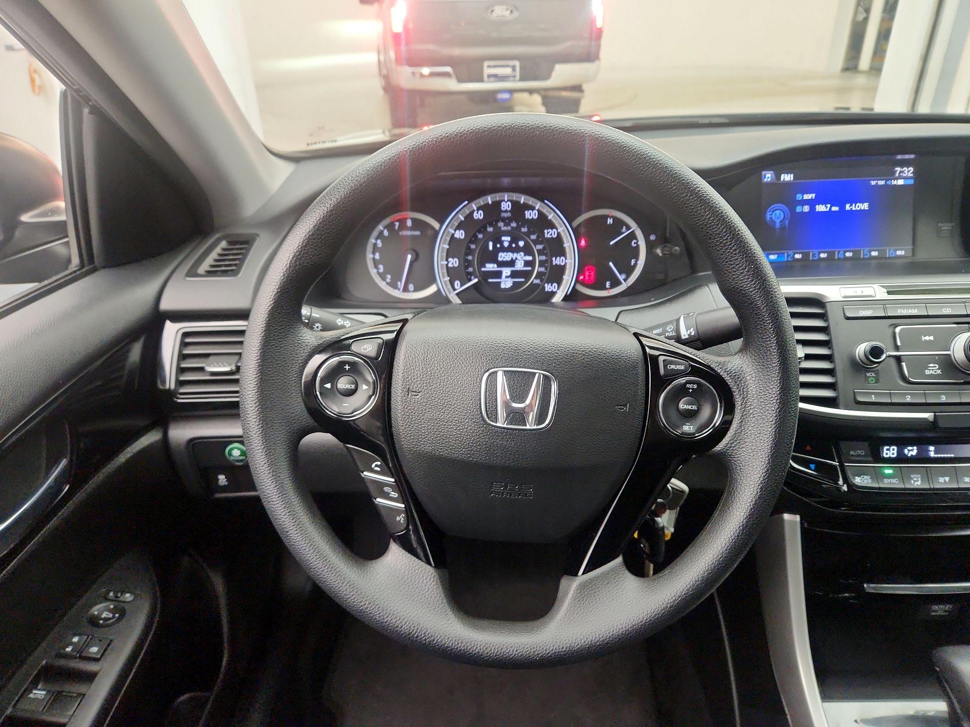 Thumbnail: 2016 Honda Accord - 10