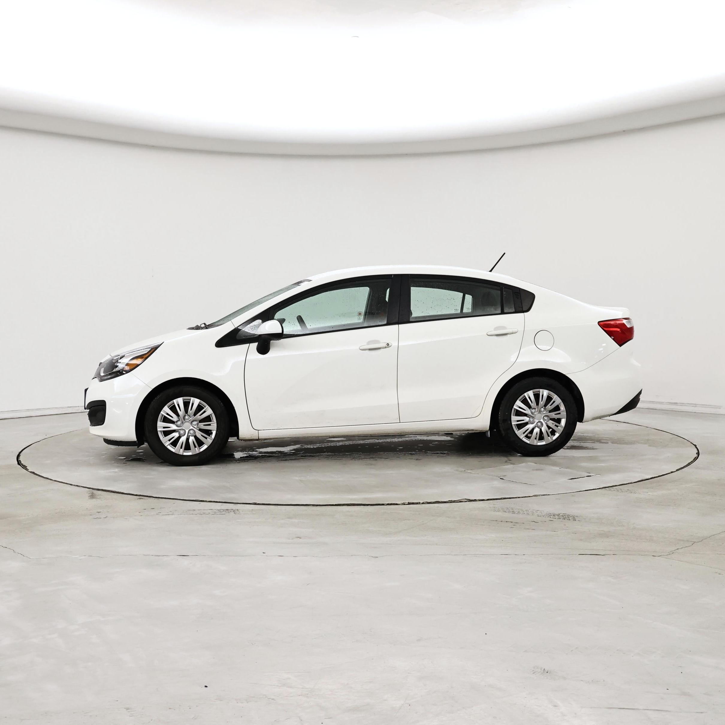 Thumbnail: 2015 Kia Rio - 3