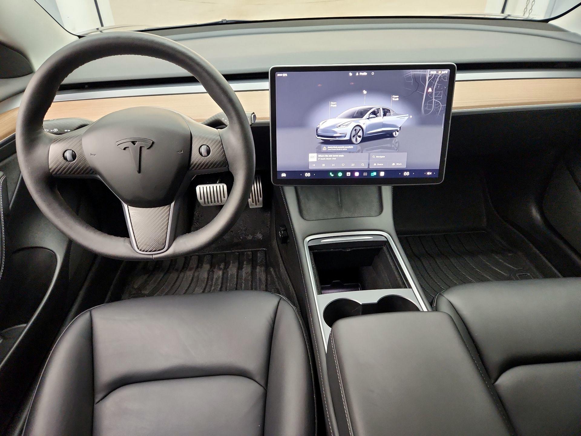 Thumbnail: 2023 Tesla Model 3 - 9