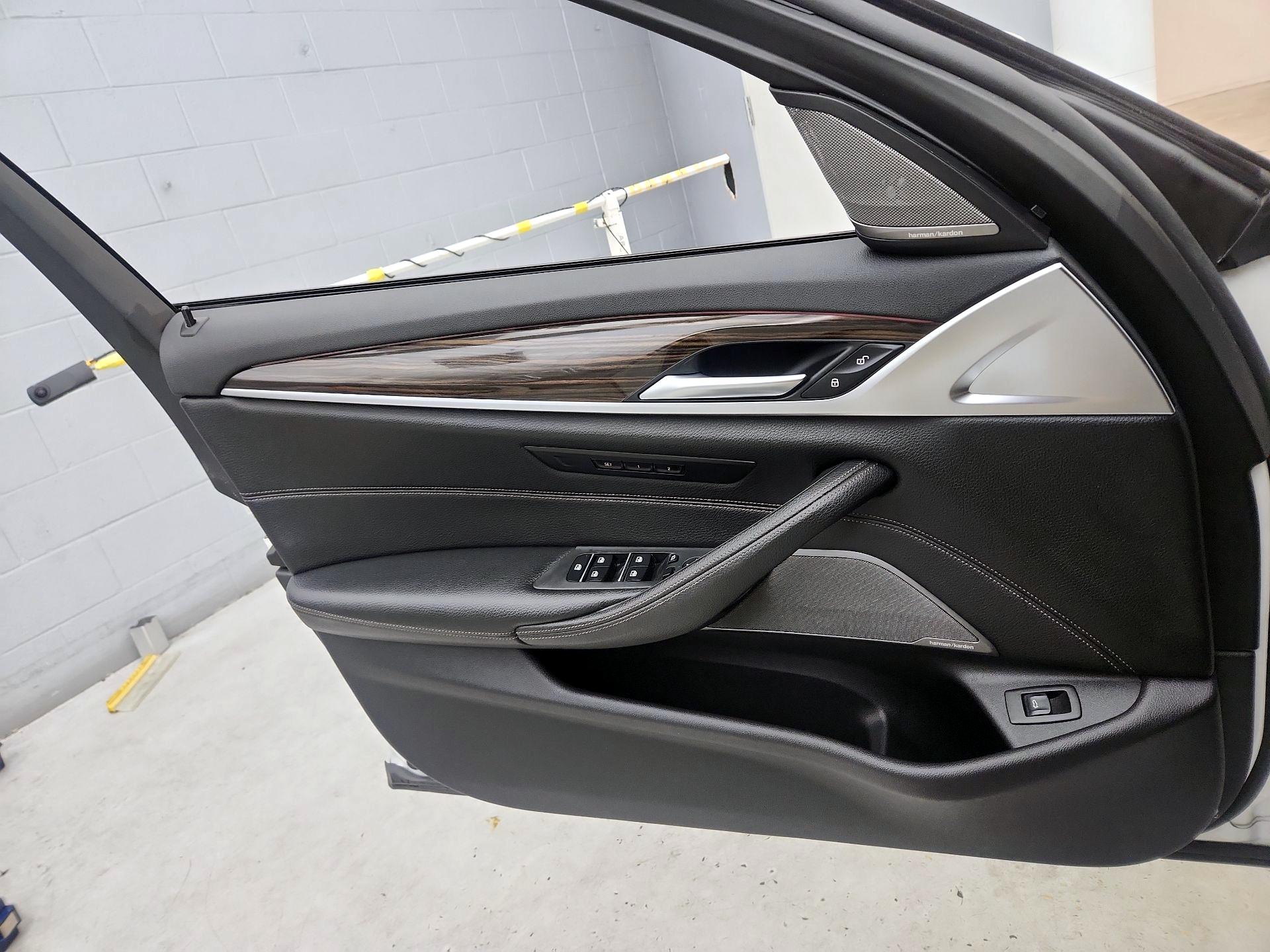 Thumbnail: 2019 BMW 5 Series - 12