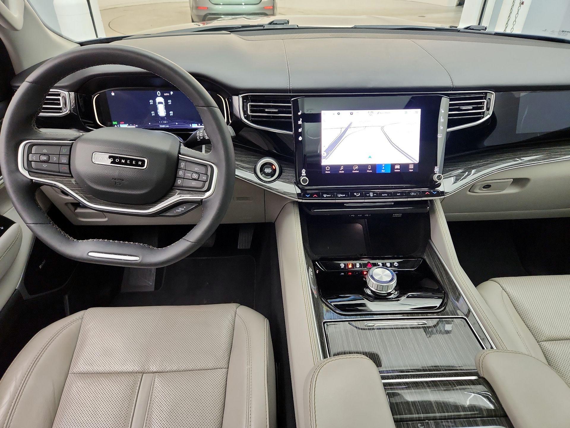 Thumbnail: 2022 Jeep Wagoneer - 9