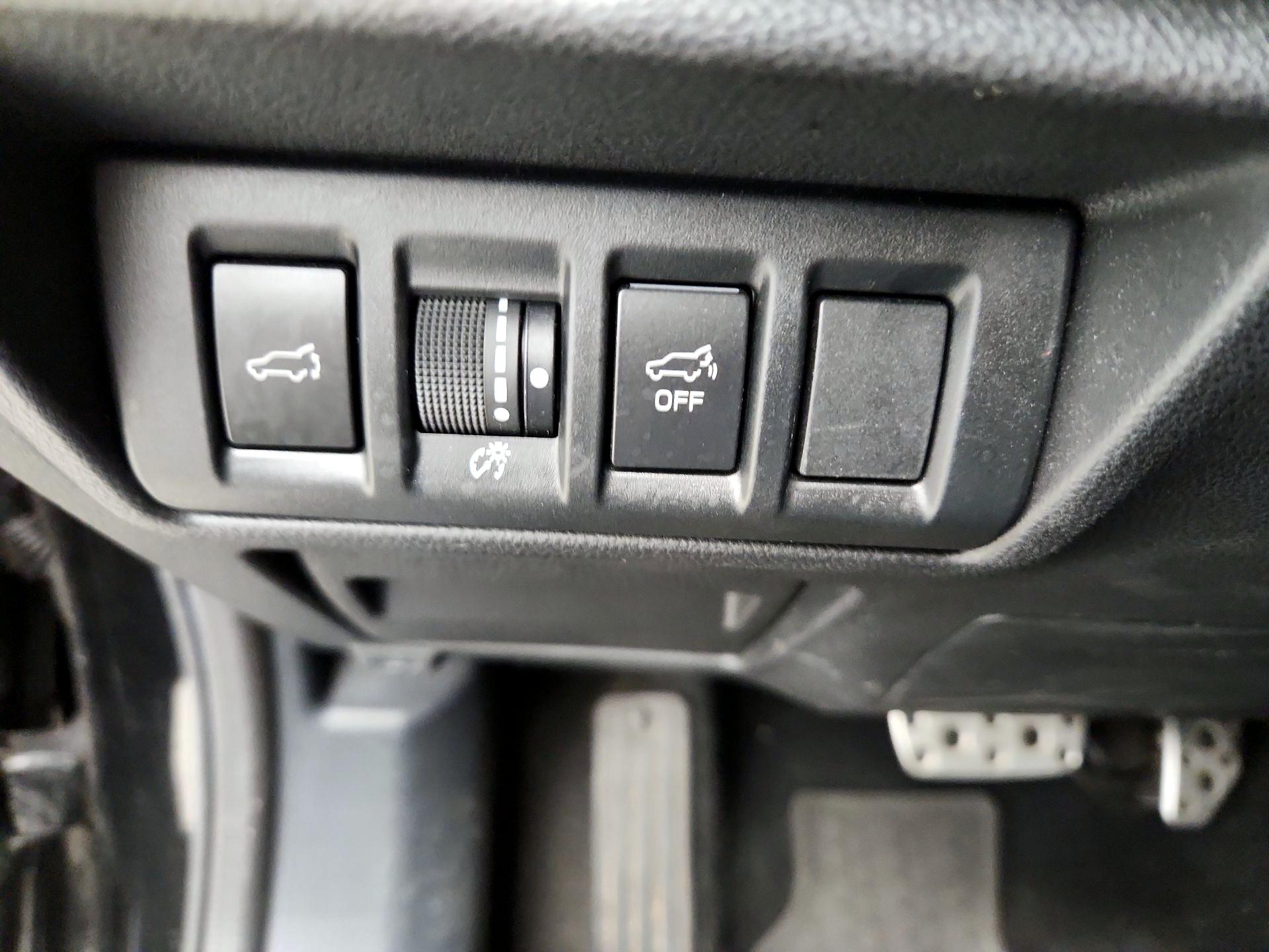 Thumbnail: 2022 Subaru Outback - 13