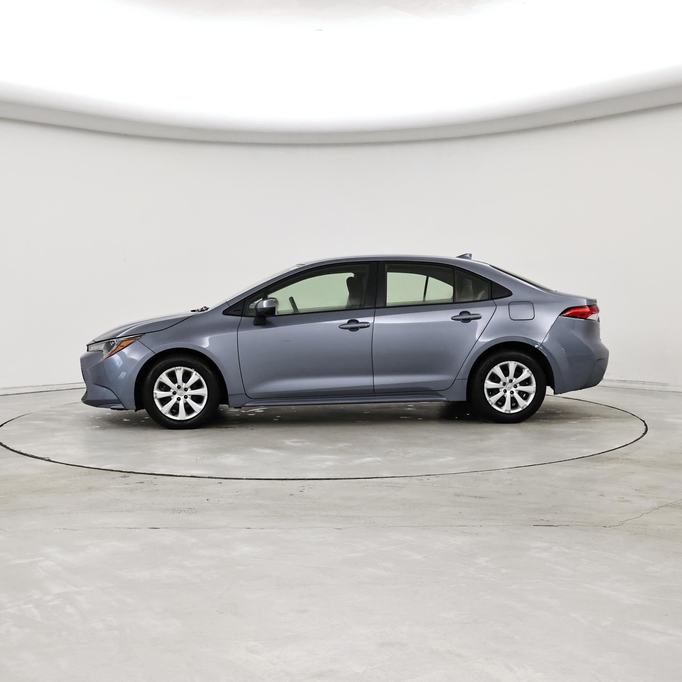 Thumbnail: 2021 Toyota Corolla - 3