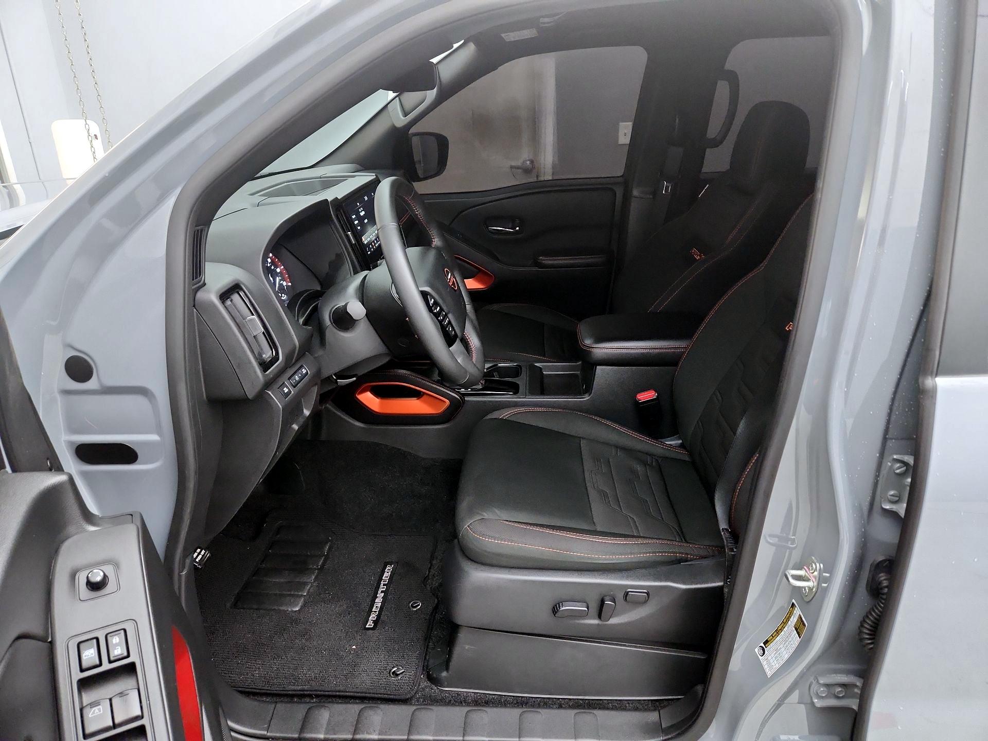 Thumbnail: 2025 Nissan Frontier - 11