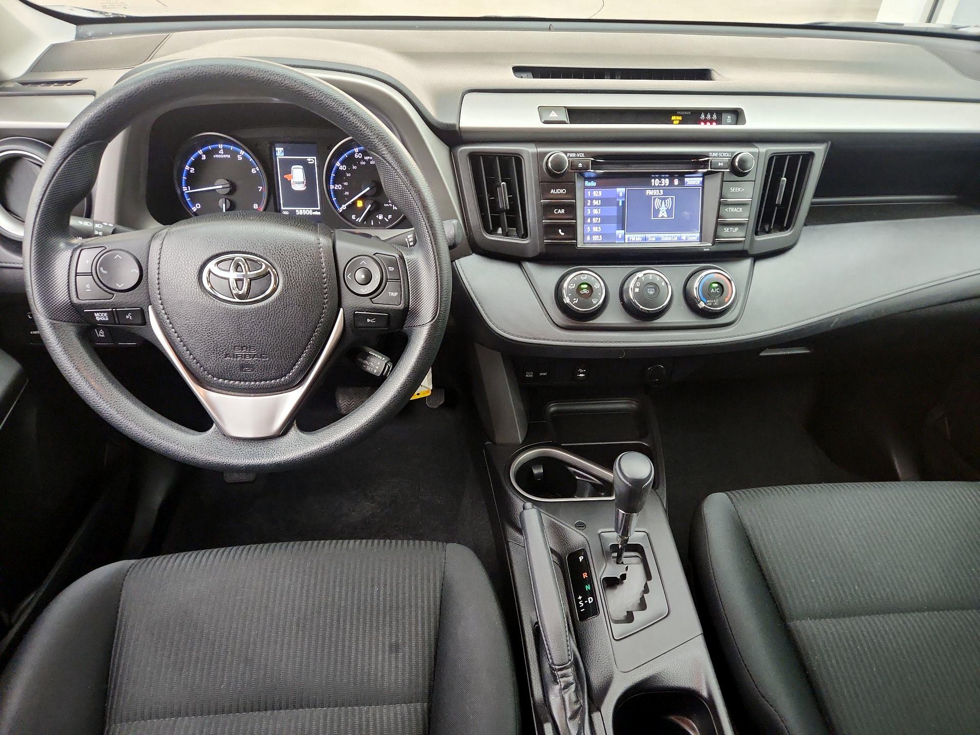 Thumbnail: 2018 Toyota RAV4 - 9