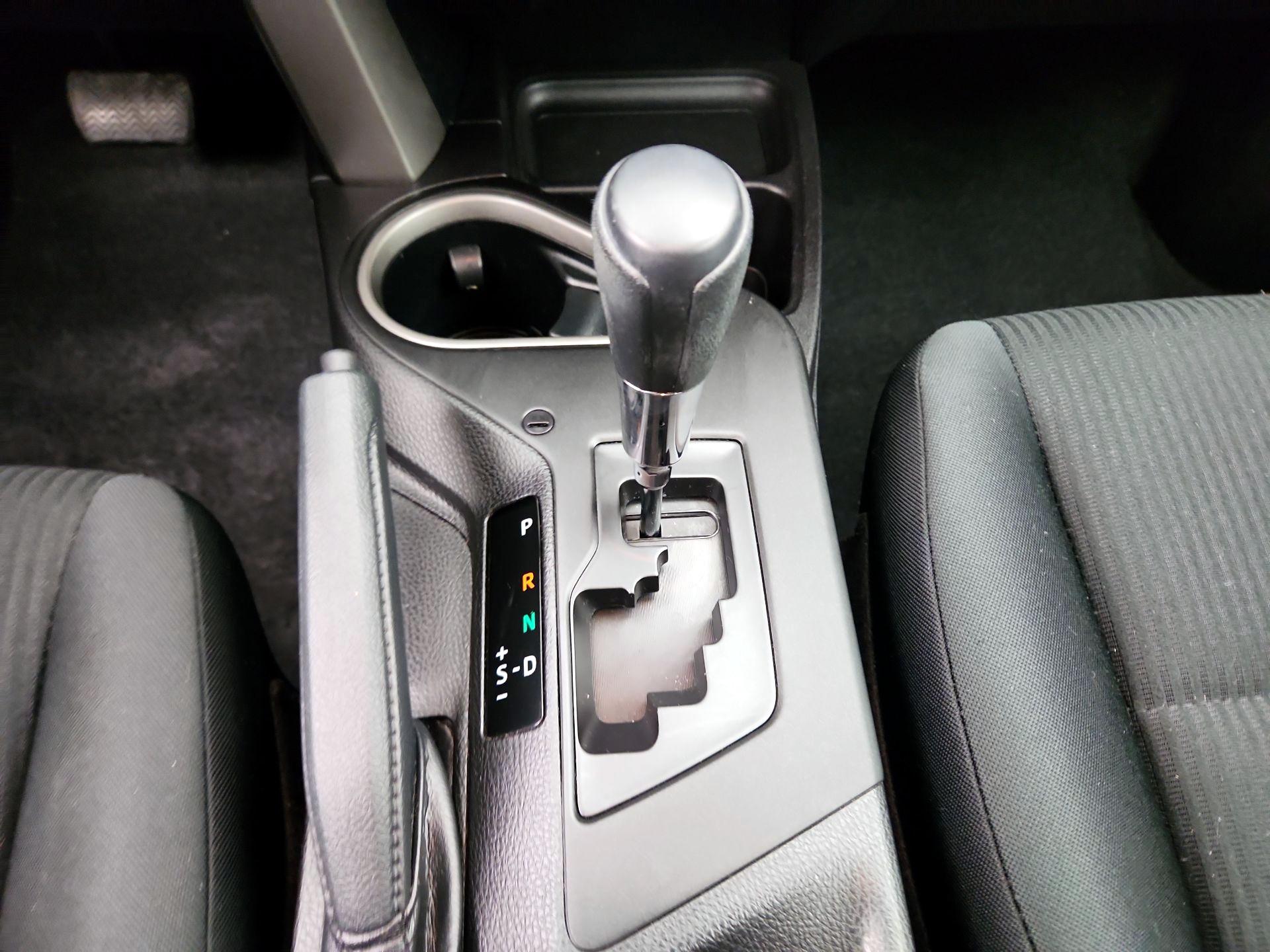 Thumbnail: 2018 Toyota RAV4 - 17