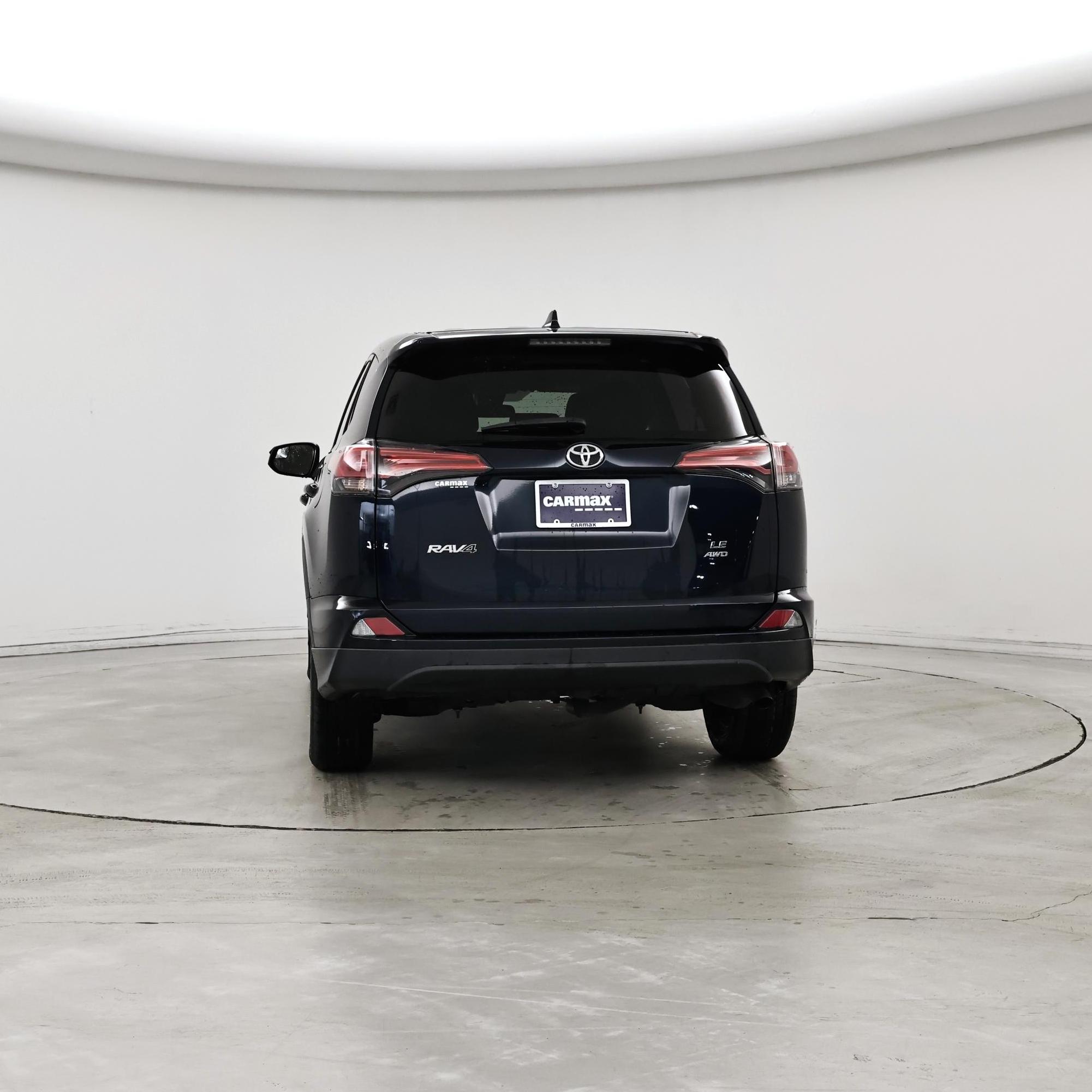 Thumbnail: 2018 Toyota RAV4 - 6