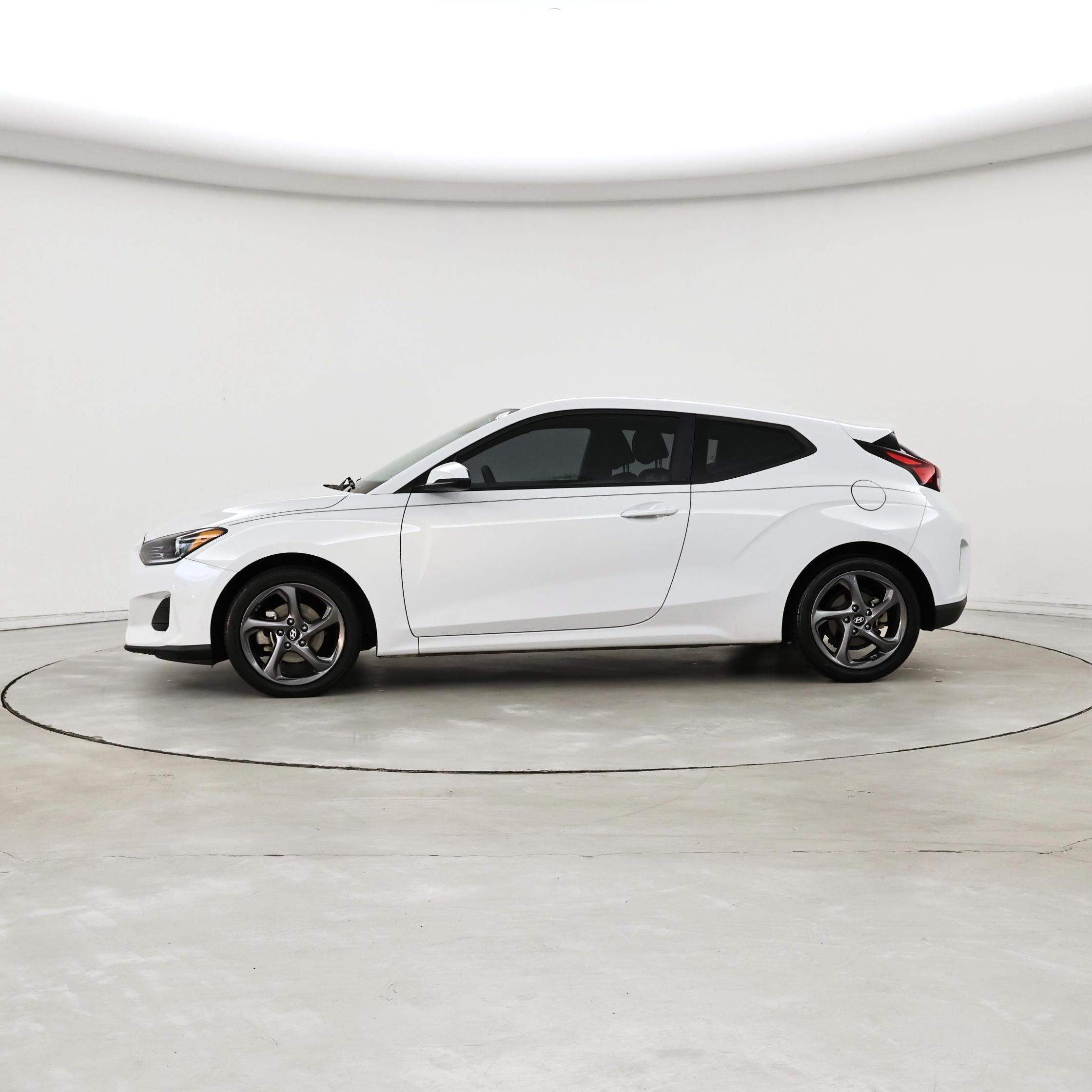 Thumbnail: 2020 Hyundai Veloster - 3