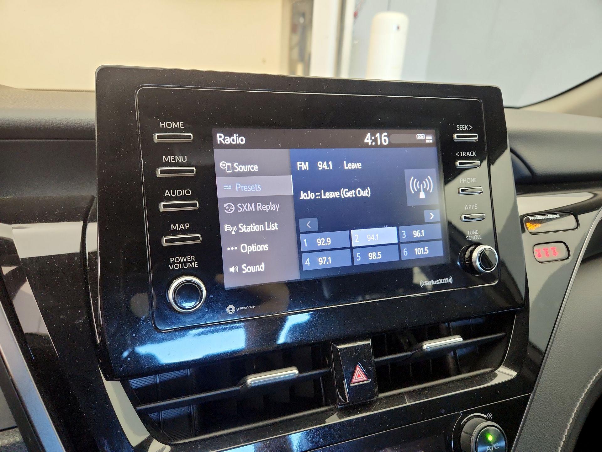 Thumbnail: 2021 Toyota Camry - 15