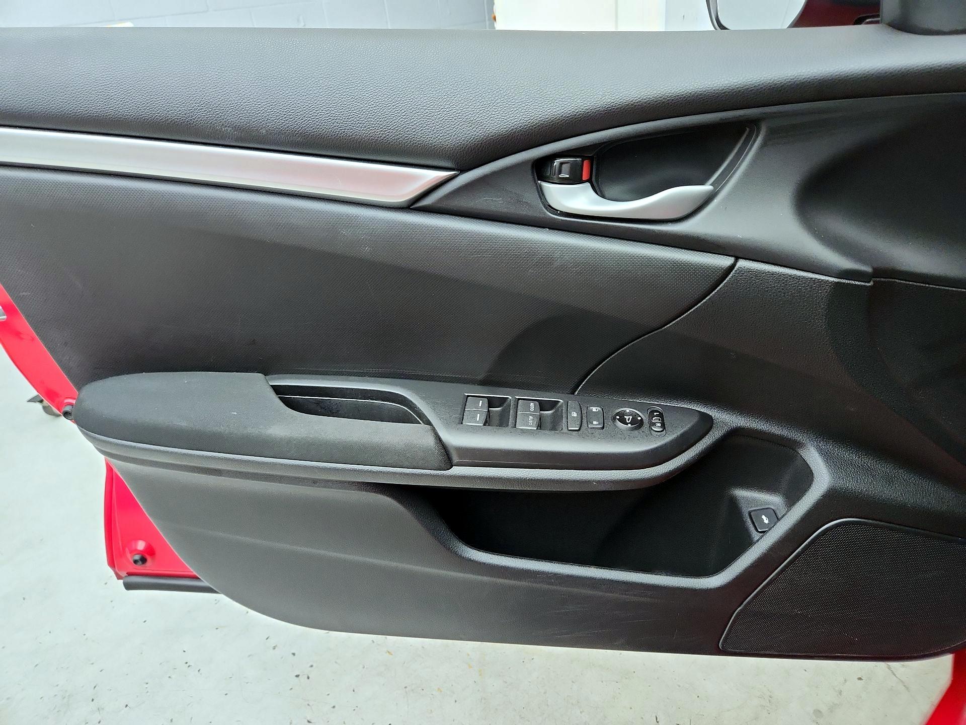 Thumbnail: 2019 Honda Civic - 12