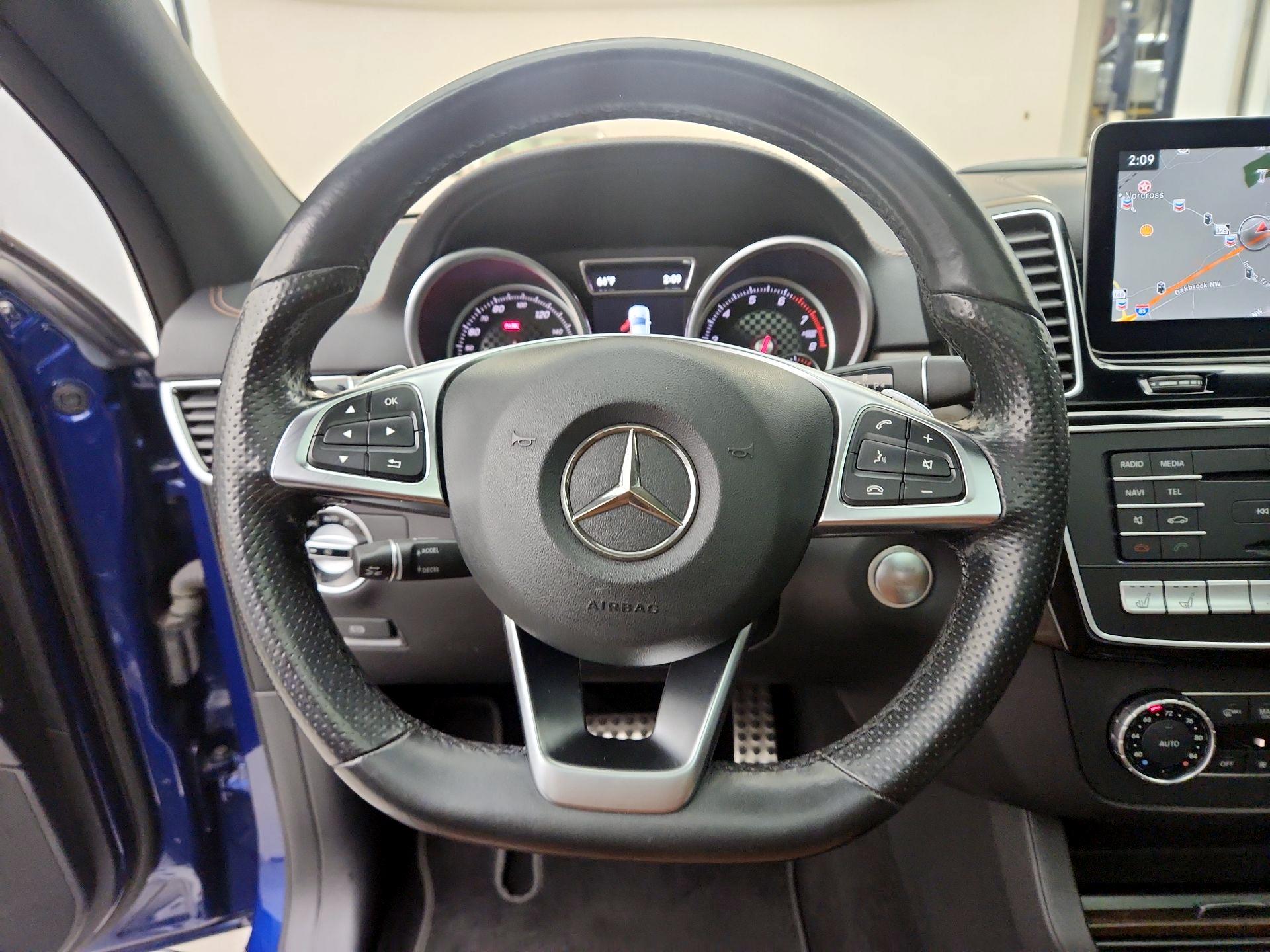 Thumbnail: 2017 Mercedes-Benz GLE - 10