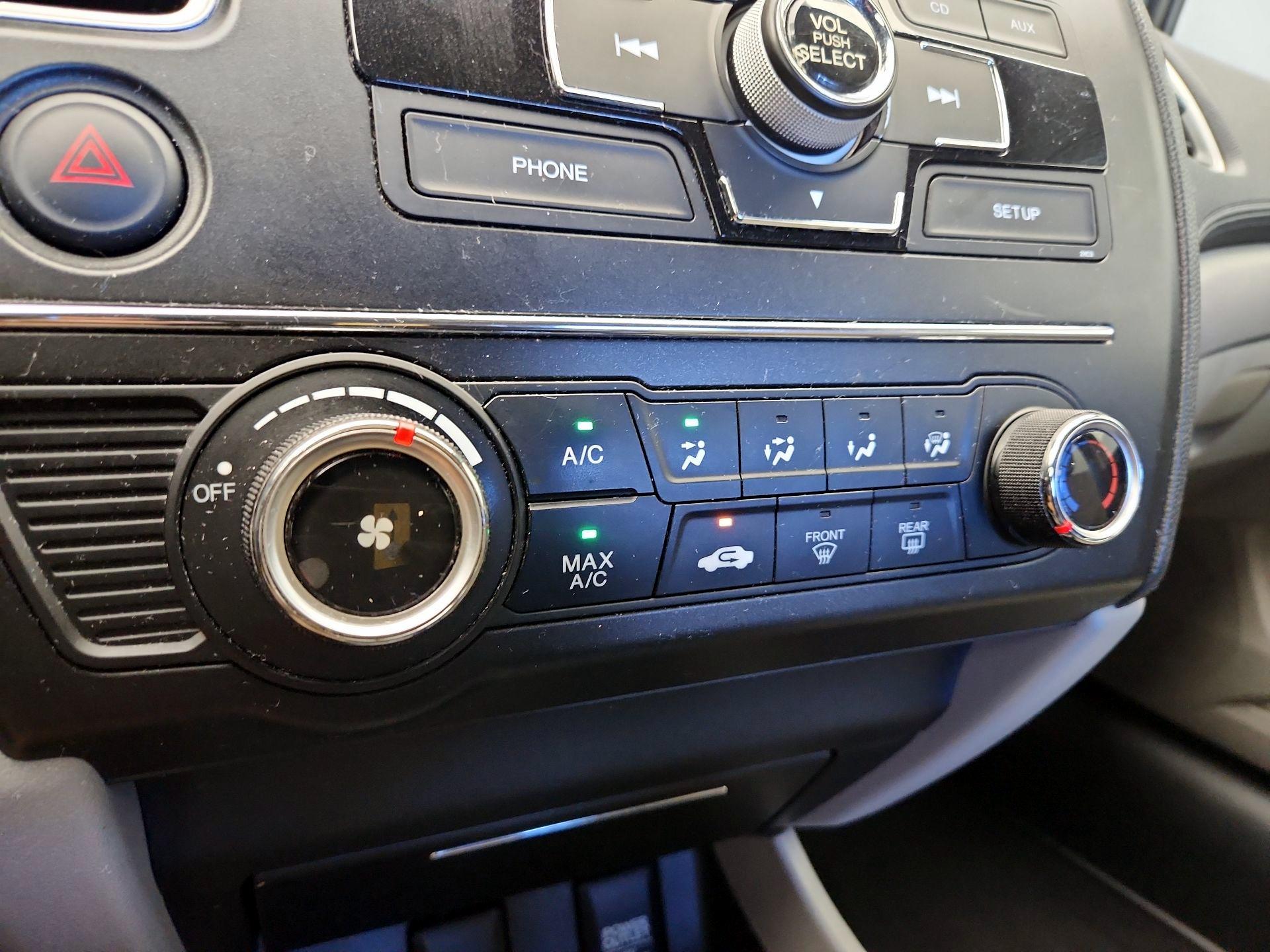 Thumbnail: 2014 Honda Civic - 16