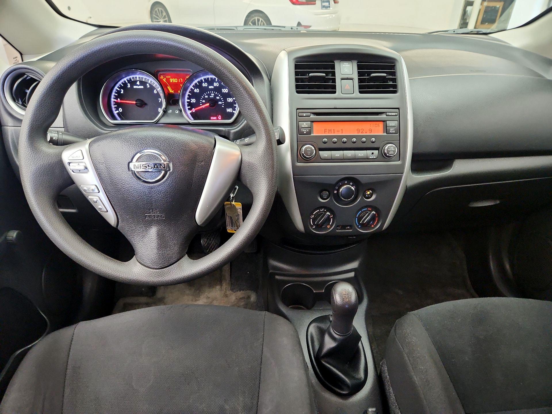 Thumbnail: 2016 Nissan Versa Note - 9