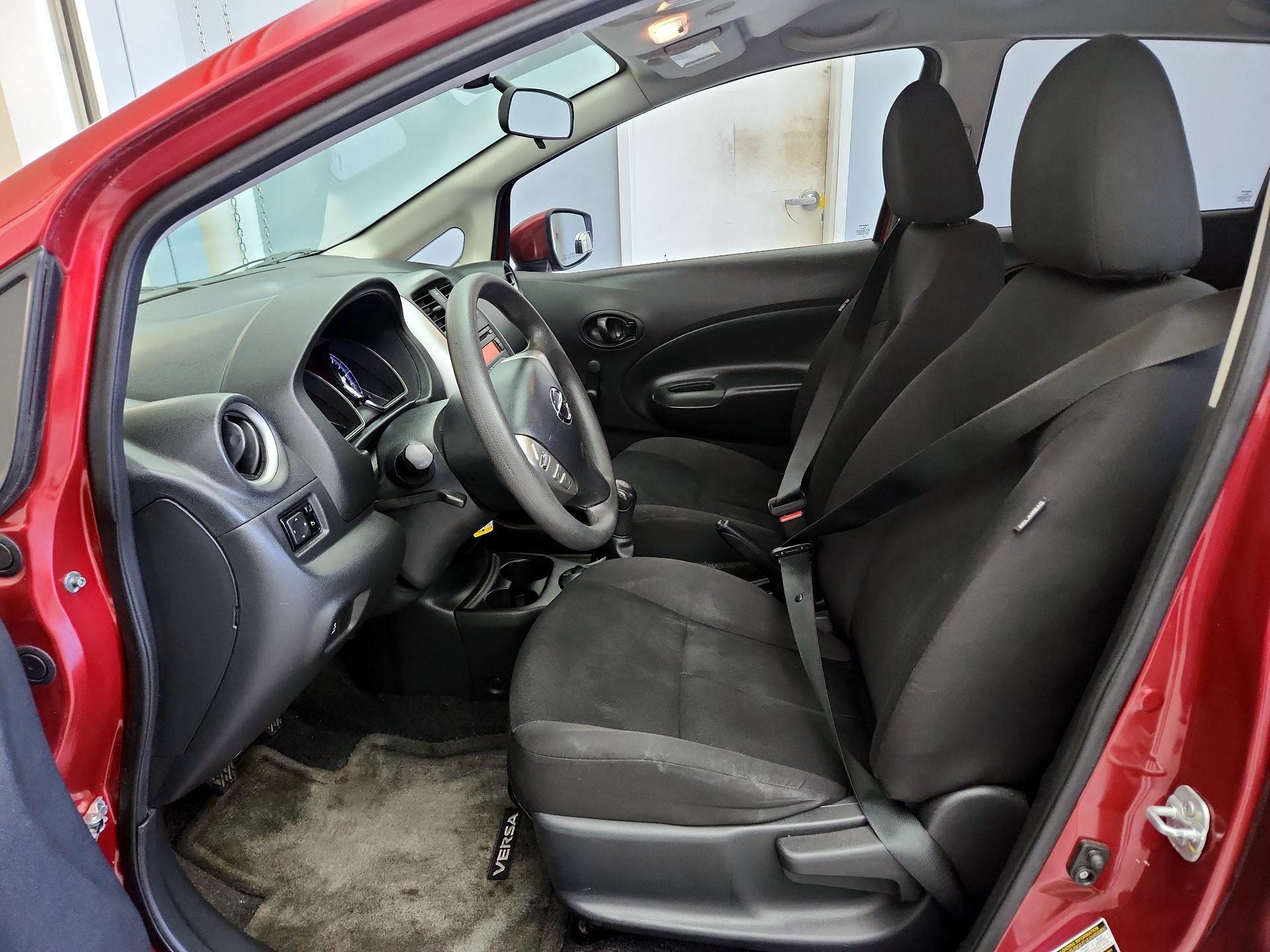 Thumbnail: 2016 Nissan Versa Note - 11