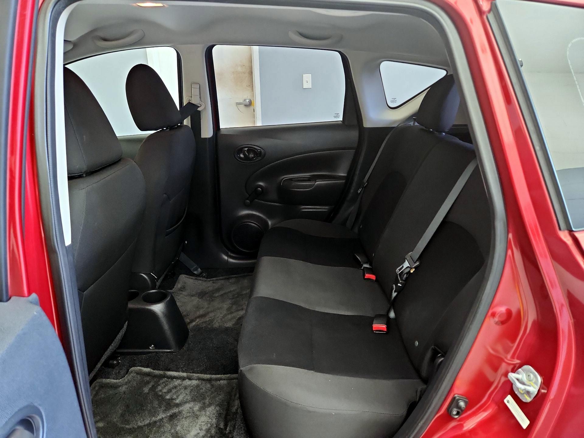 Thumbnail: 2016 Nissan Versa Note - 17