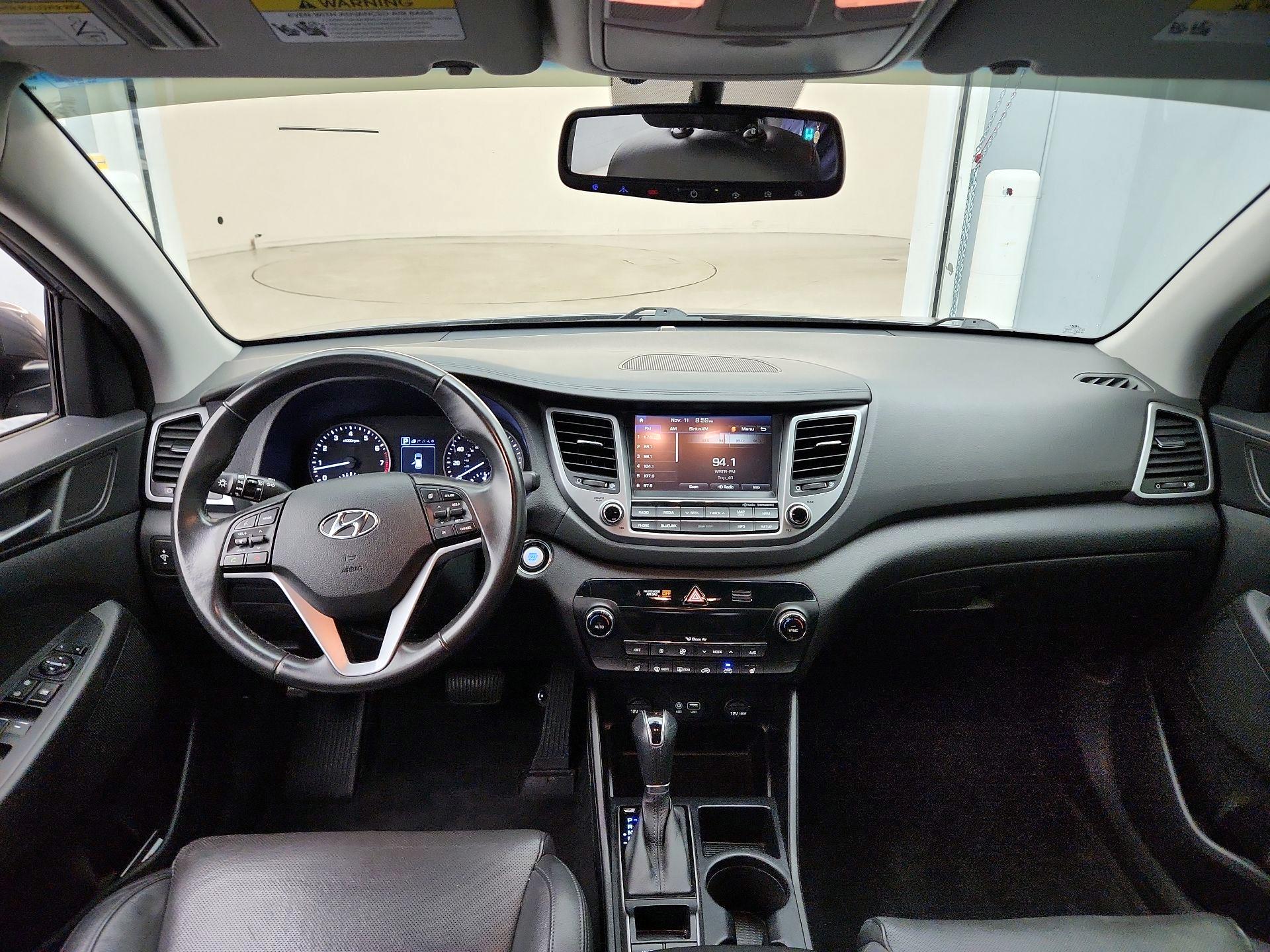 Thumbnail: 2016 Hyundai Tucson - 9