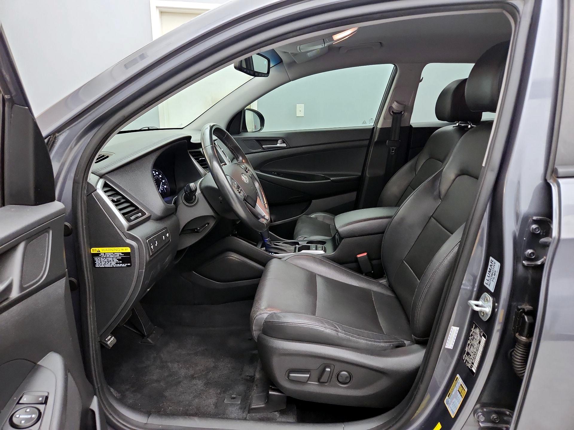 Thumbnail: 2016 Hyundai Tucson - 11