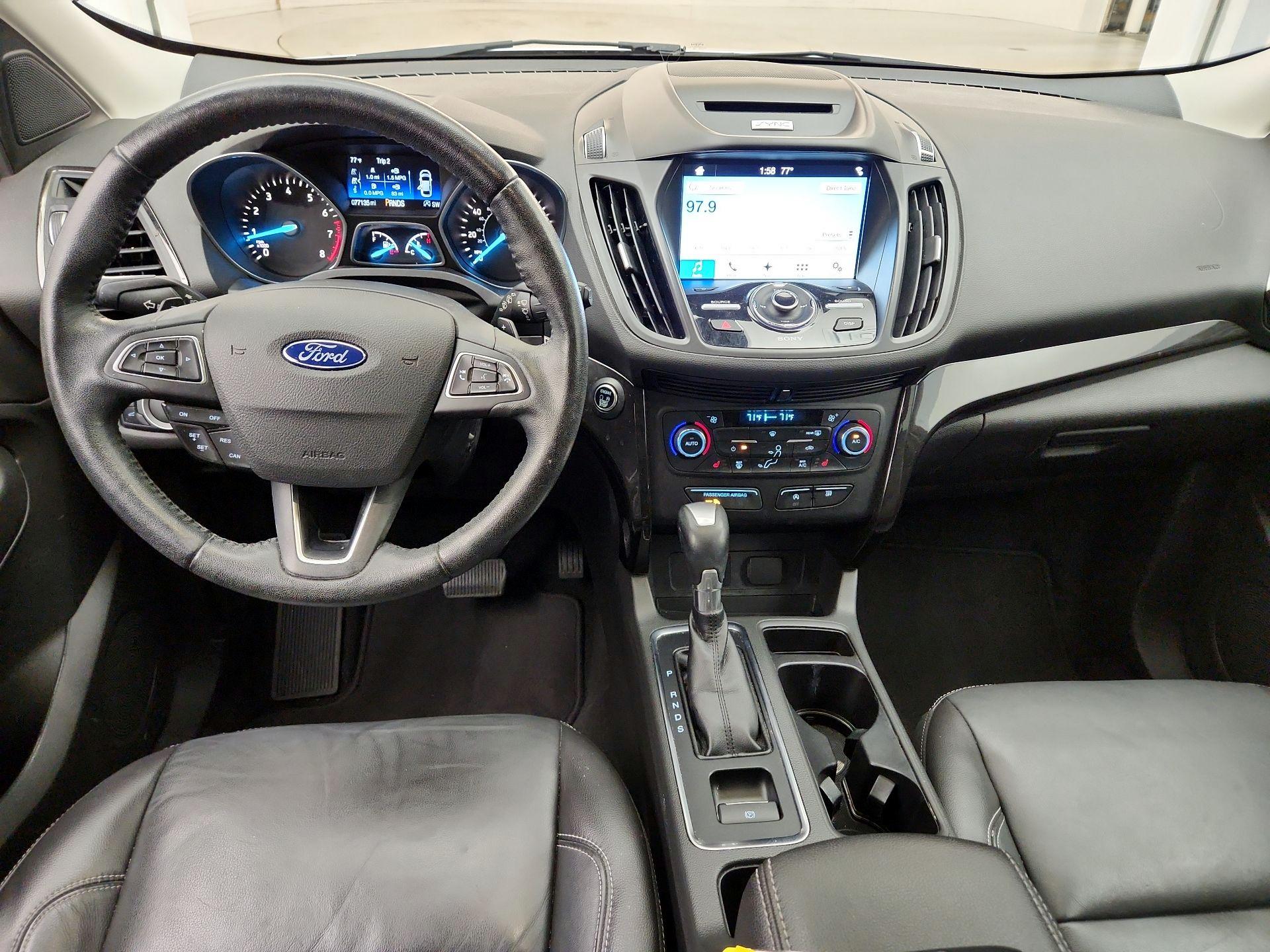 Thumbnail: 2017 Ford Escape - 9