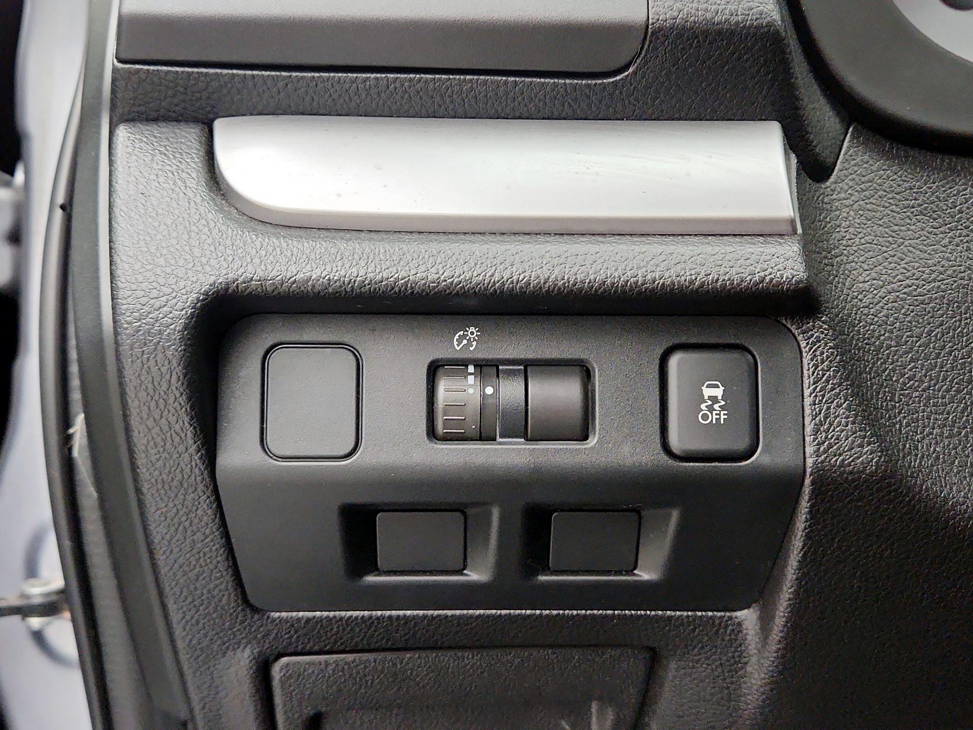 Thumbnail: 2014 Subaru Impreza - 13