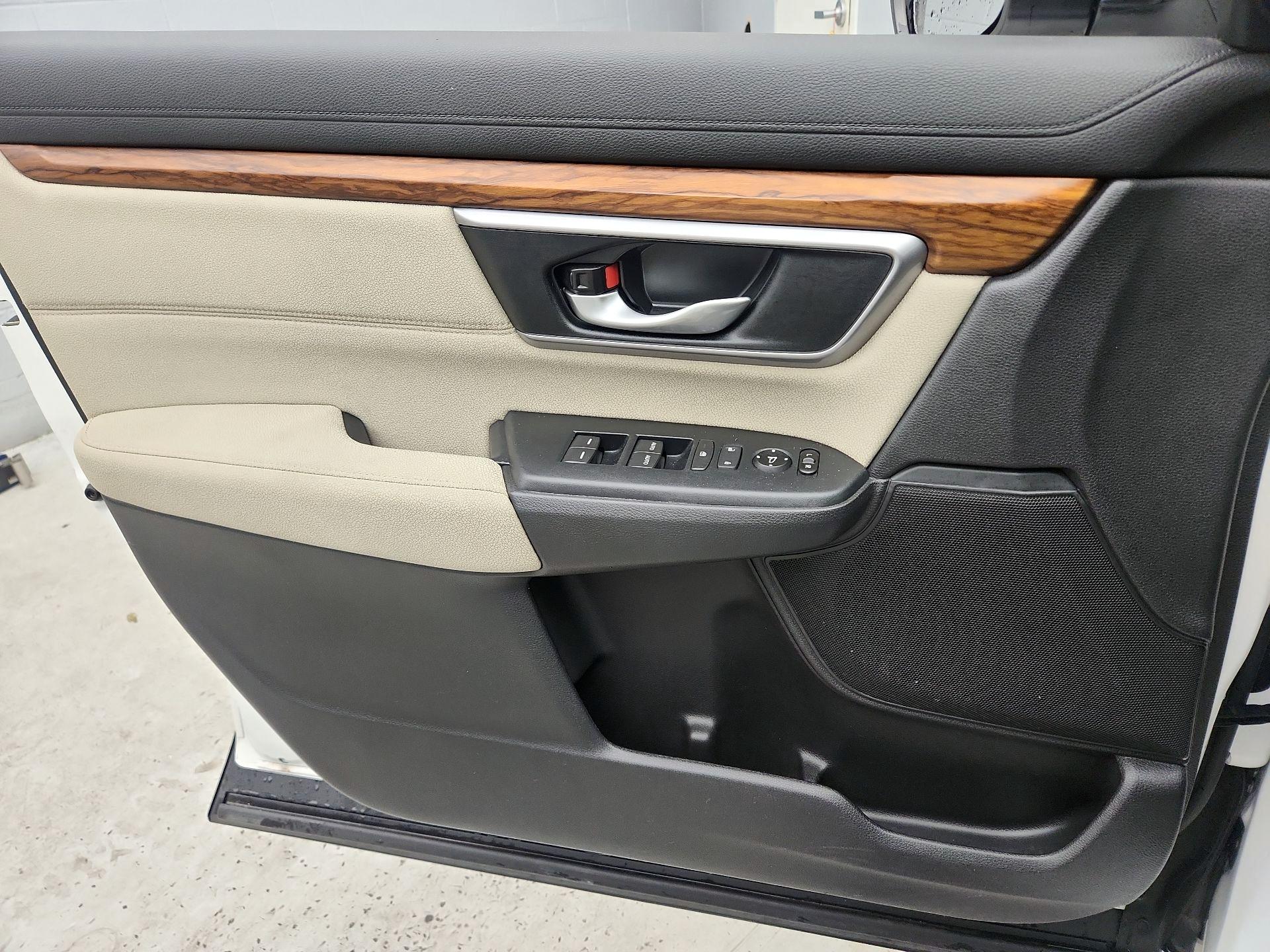 Thumbnail: 2018 Honda CR-V - 12