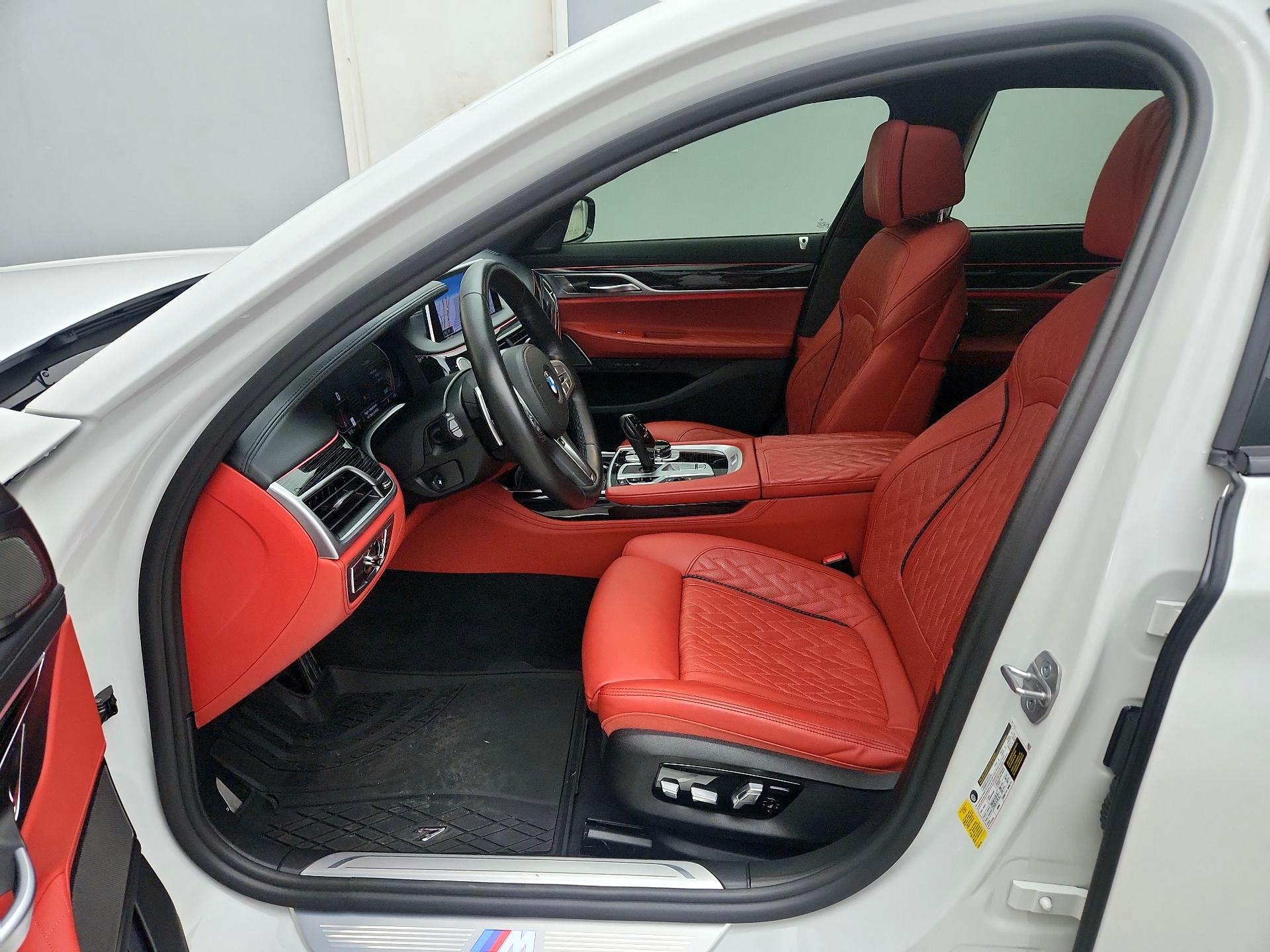 Thumbnail: 2022 BMW 7 Series - 11