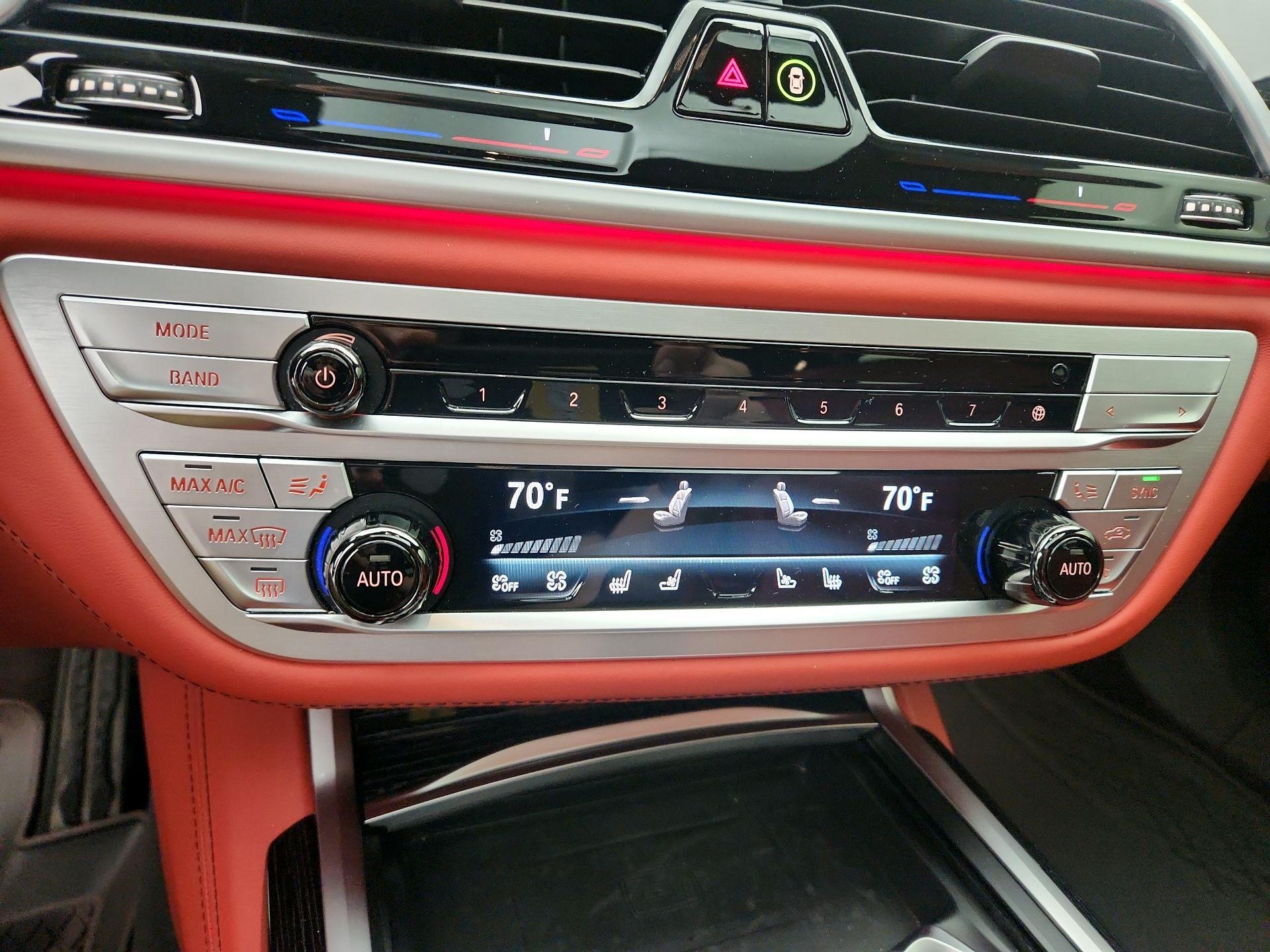 Thumbnail: 2022 BMW 7 Series - 17