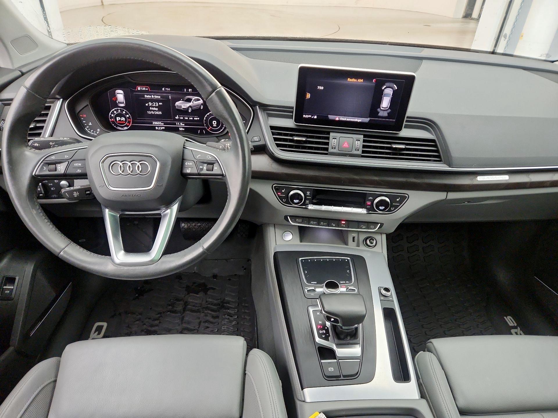 Thumbnail: 2019 Audi Q5 - 9